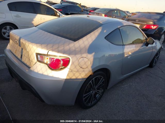 Photo 3 VIN: JF1ZNAA15D1718428 - SCION FR-S 