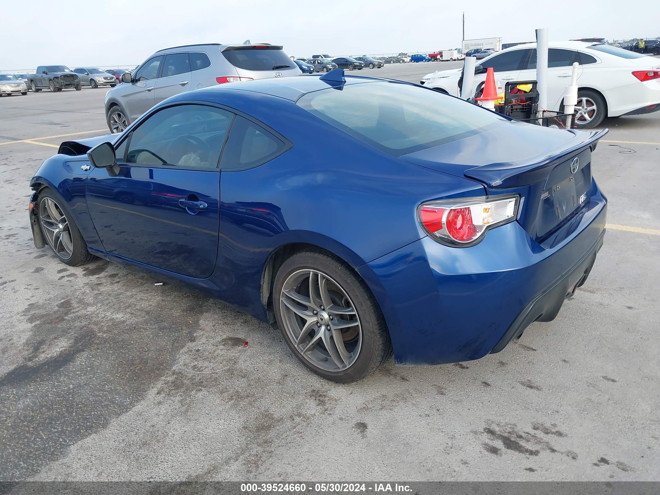 Photo 2 VIN: JF1ZNAA15F8711988 - SCION FR-S 