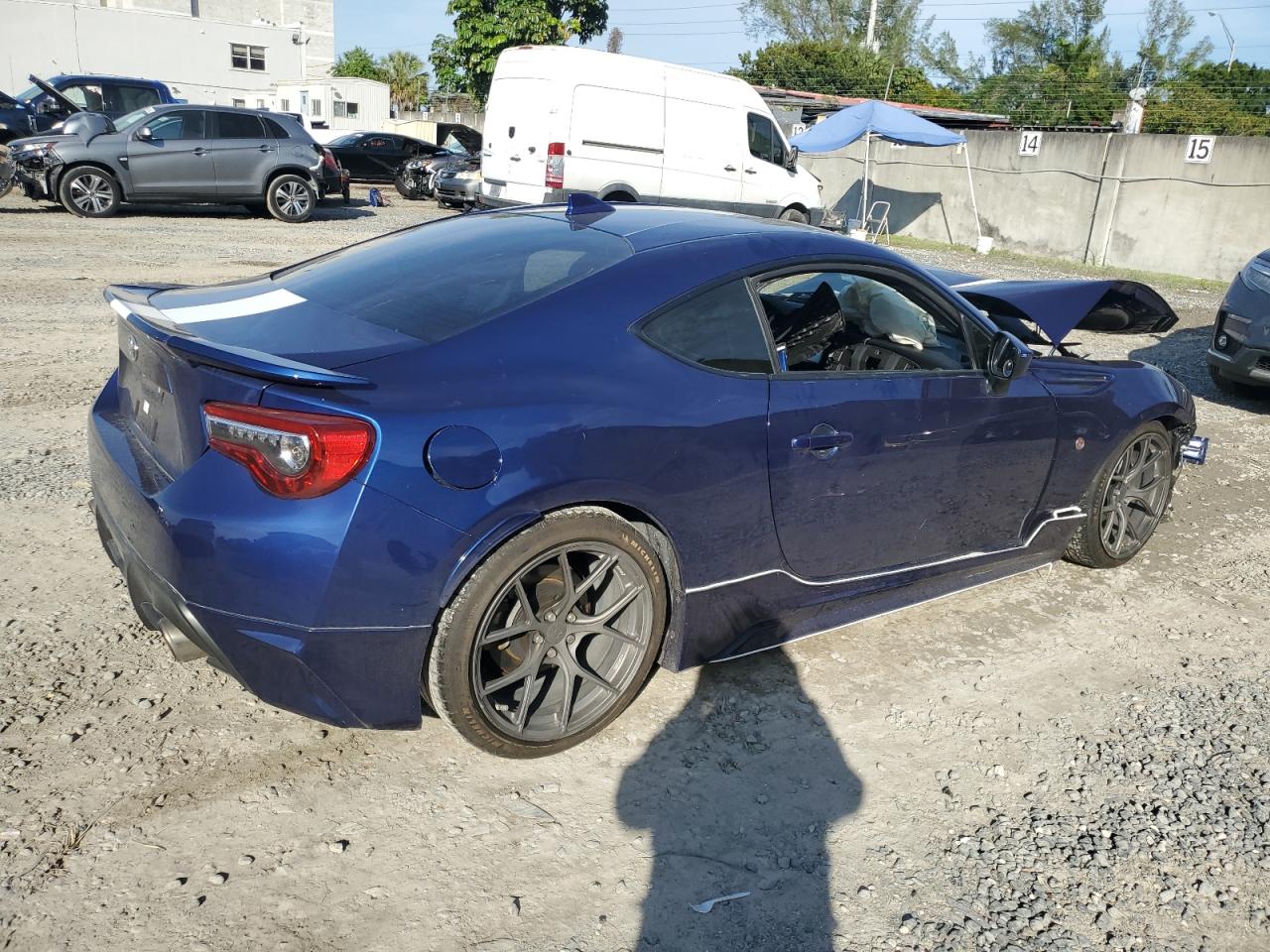 Photo 2 VIN: JF1ZNAA15H8706552 - TOYOTA GT86 