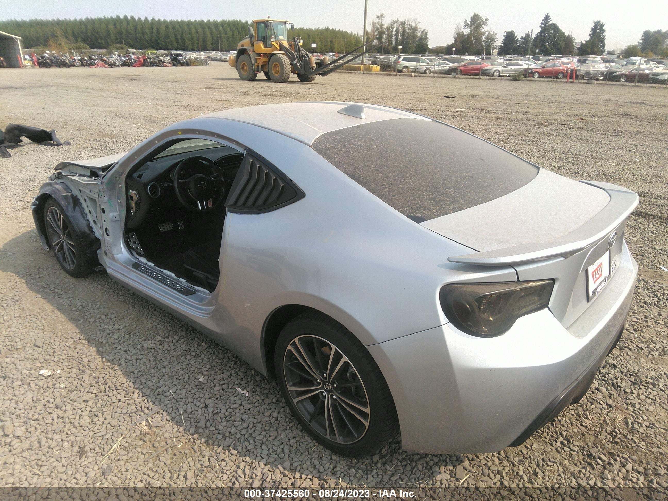 Photo 2 VIN: JF1ZNAA16F8713619 - SCION FR-S 