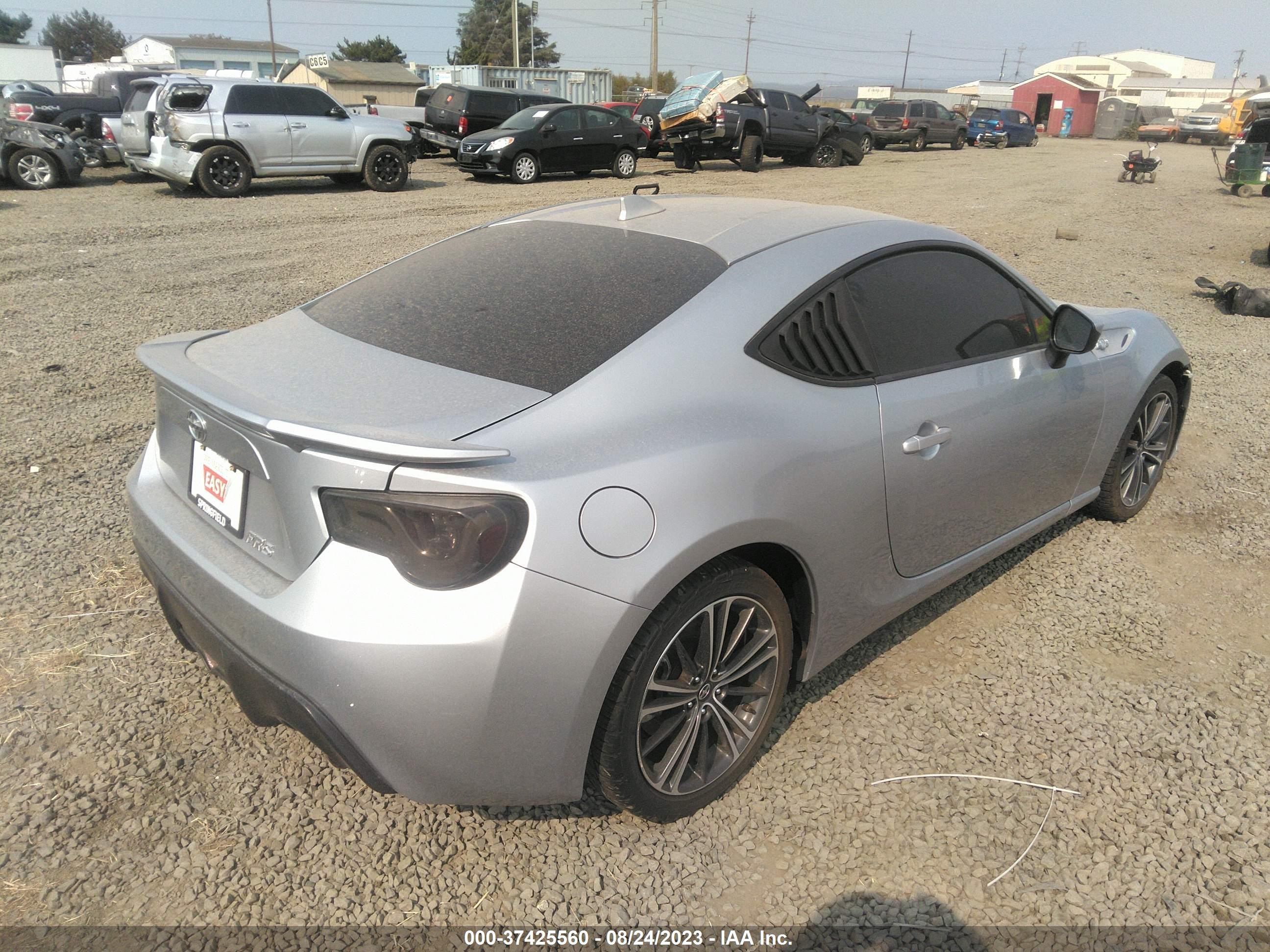 Photo 3 VIN: JF1ZNAA16F8713619 - SCION FR-S 