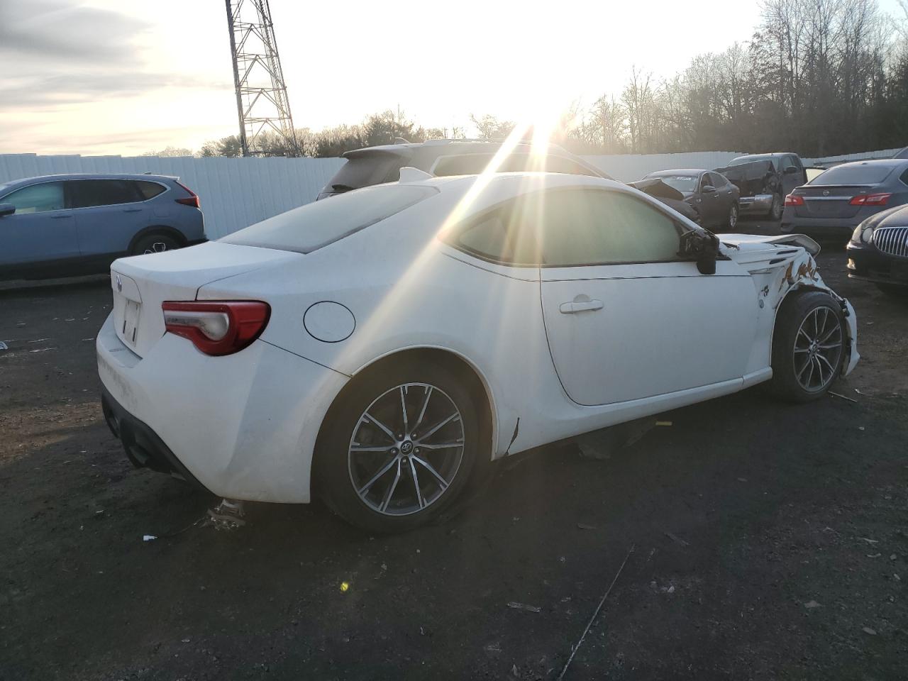 Photo 2 VIN: JF1ZNAA16K8701867 - TOYOTA GT86 