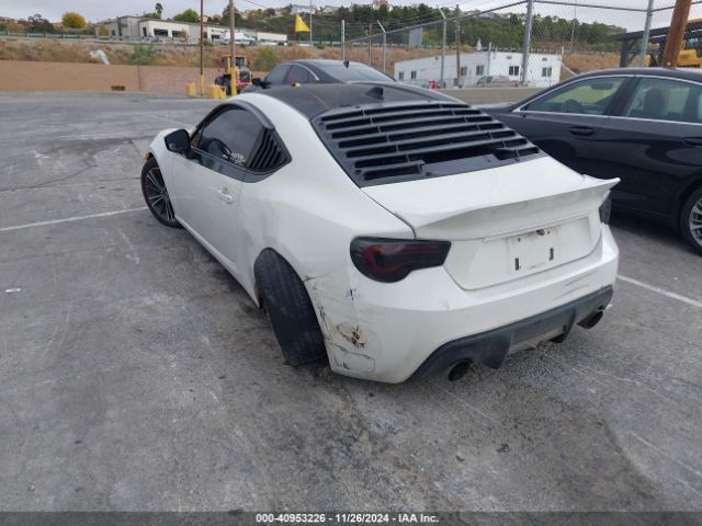 Photo 2 VIN: JF1ZNAA17F8701060 - TOYOTA SCION FR-S 