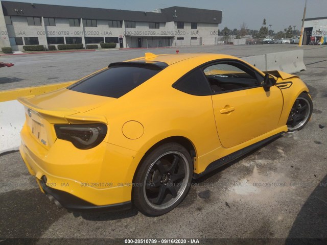 Photo 3 VIN: JF1ZNAA18F8706686 - SCION FR-S 