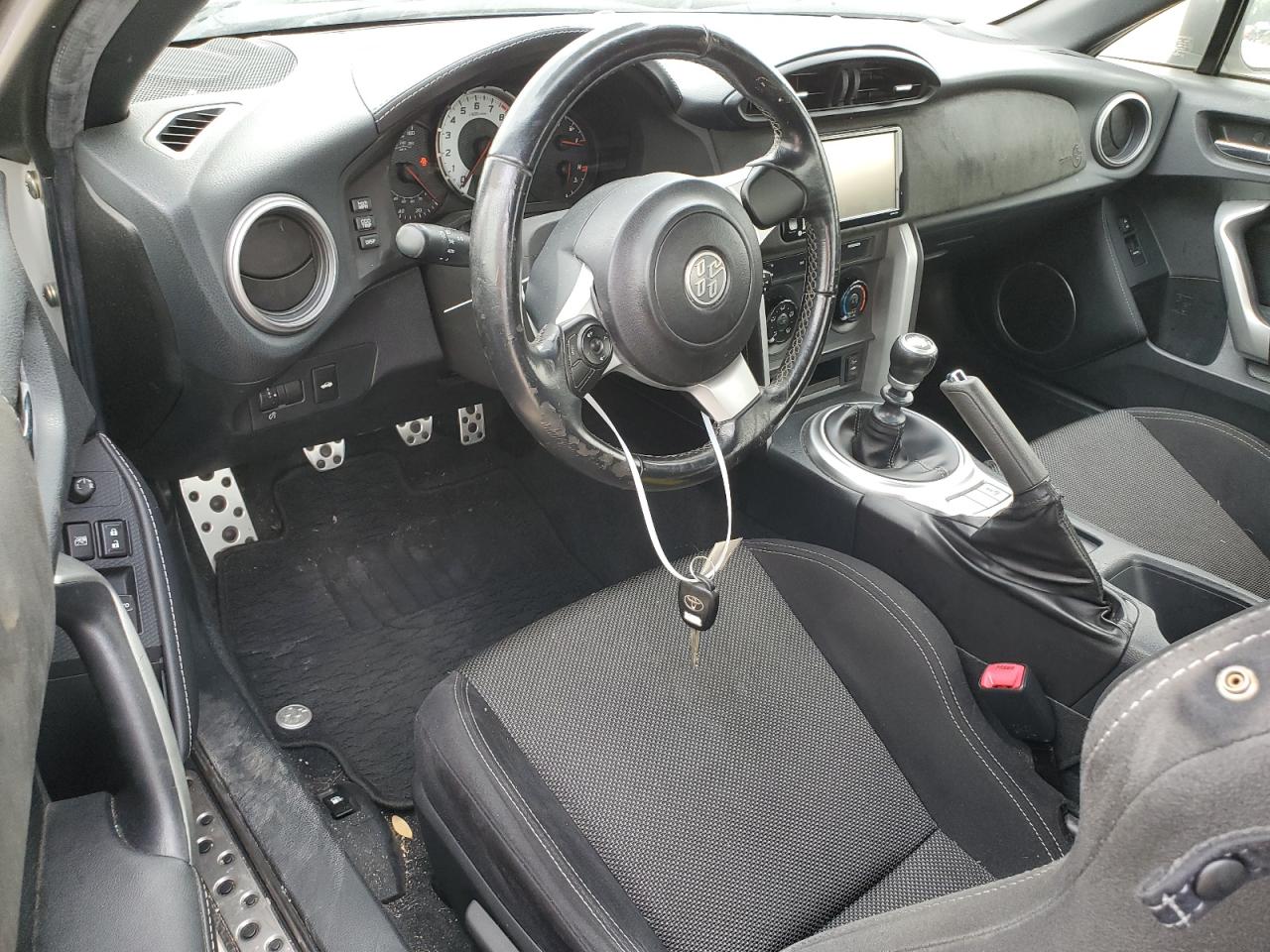 Photo 7 VIN: JF1ZNAA18H9701629 - TOYOTA GT86 