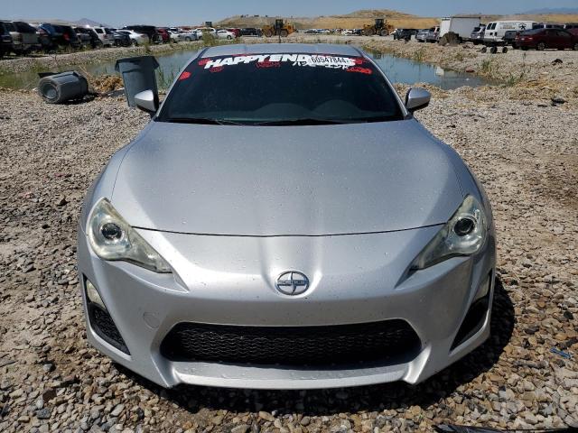 Photo 4 VIN: JF1ZNAA19D1713250 - TOYOTA SCION 