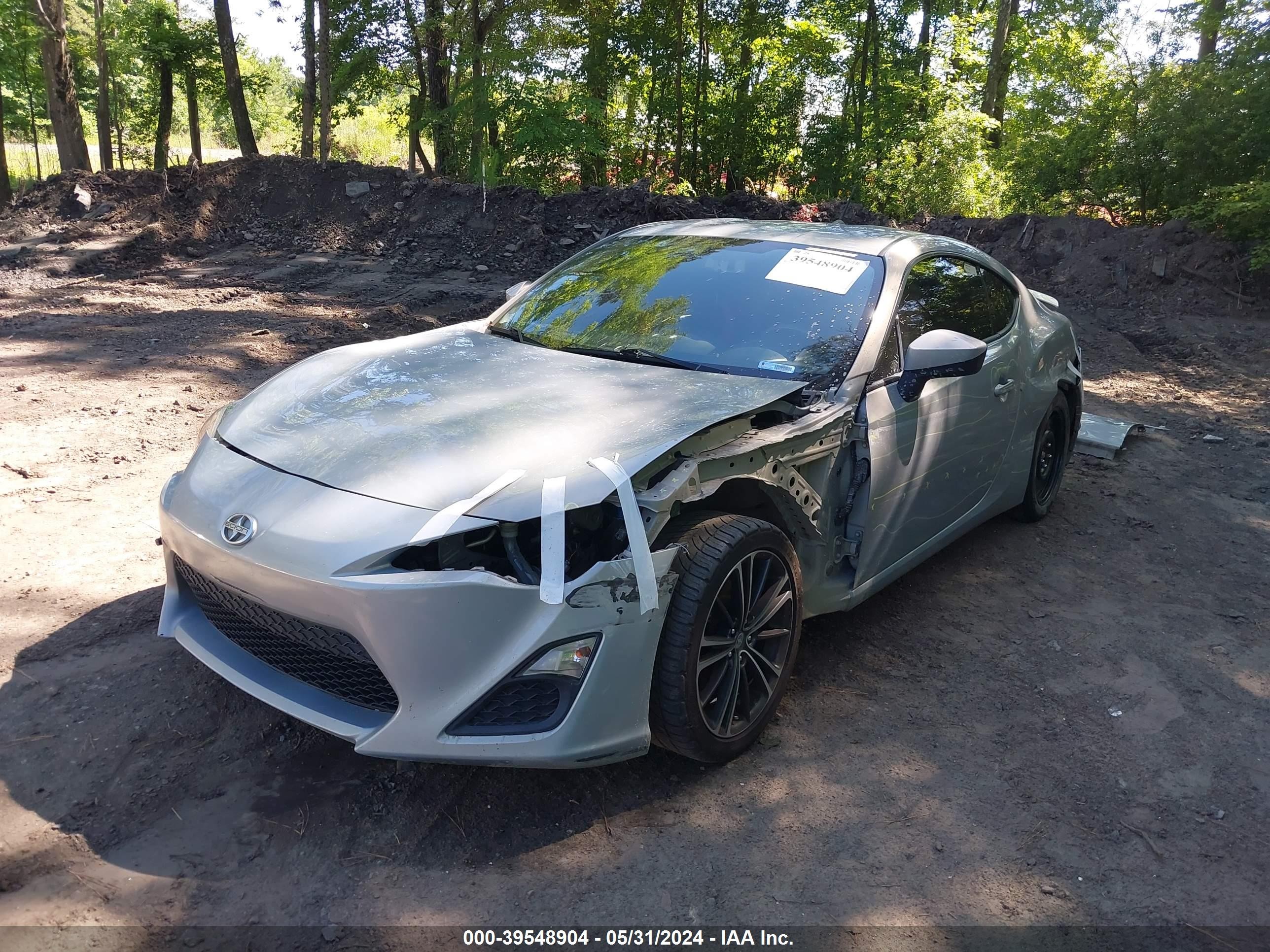 Photo 1 VIN: JF1ZNAA19D2729460 - SCION FR-S 