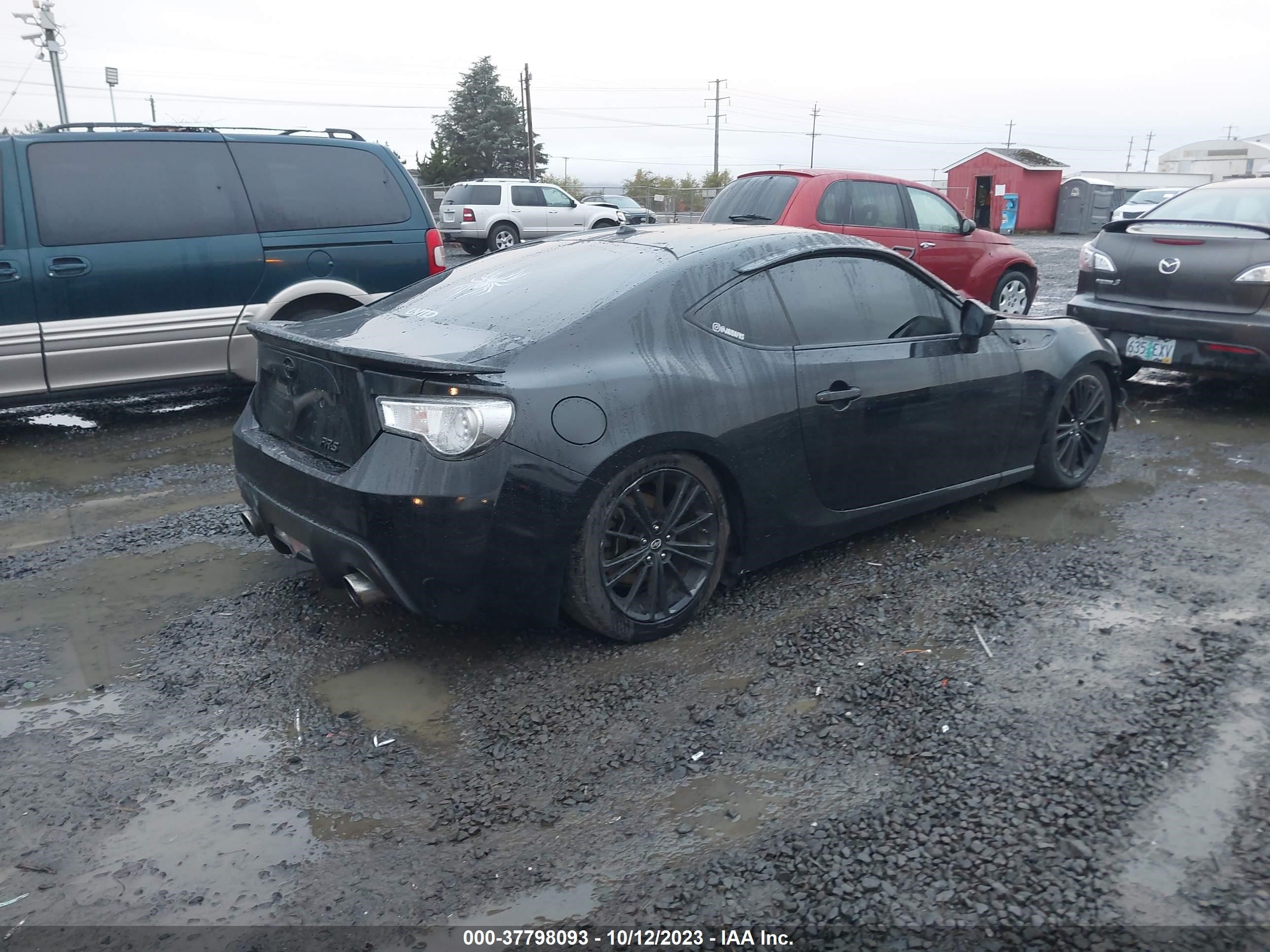 Photo 3 VIN: JF1ZNAA19E8708963 - SCION FR-S 