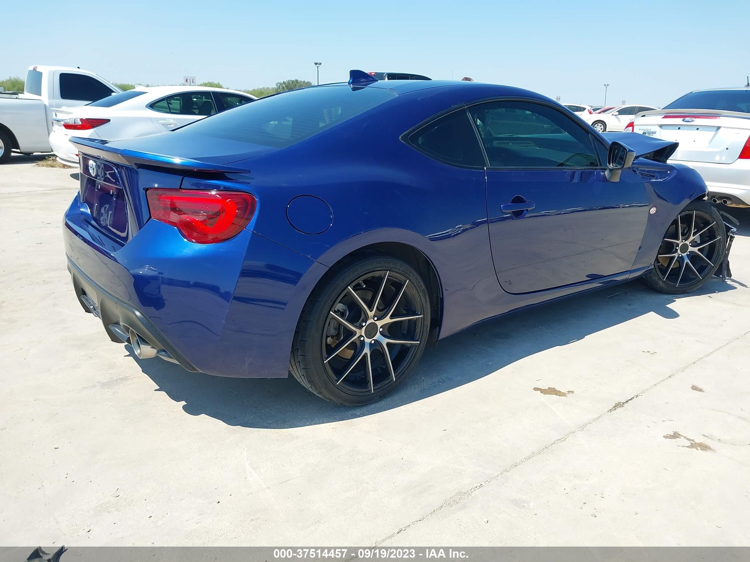 Photo 3 VIN: JF1ZNAA19H9706693 - TOYOTA GT86 