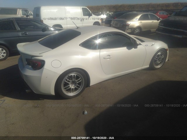 Photo 3 VIN: JF1ZNAA1XE8708664 - SCION FR-S 