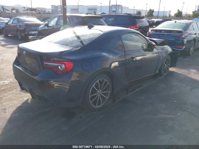 Photo 3 VIN: JF1ZNAA1XJ8700767 - TOYOTA 86 