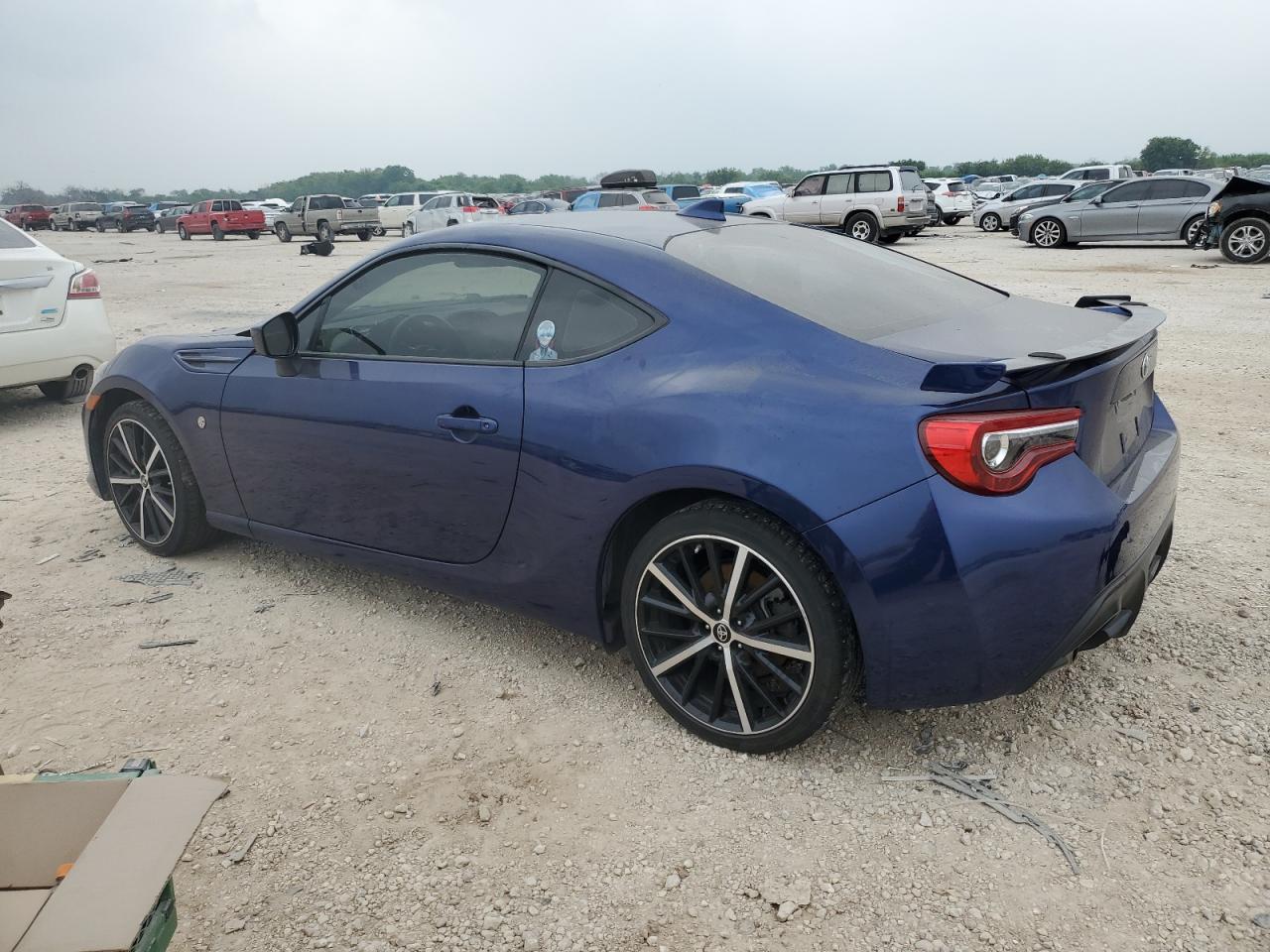 Photo 1 VIN: JF1ZNAE14L9752600 - TOYOTA GT86 