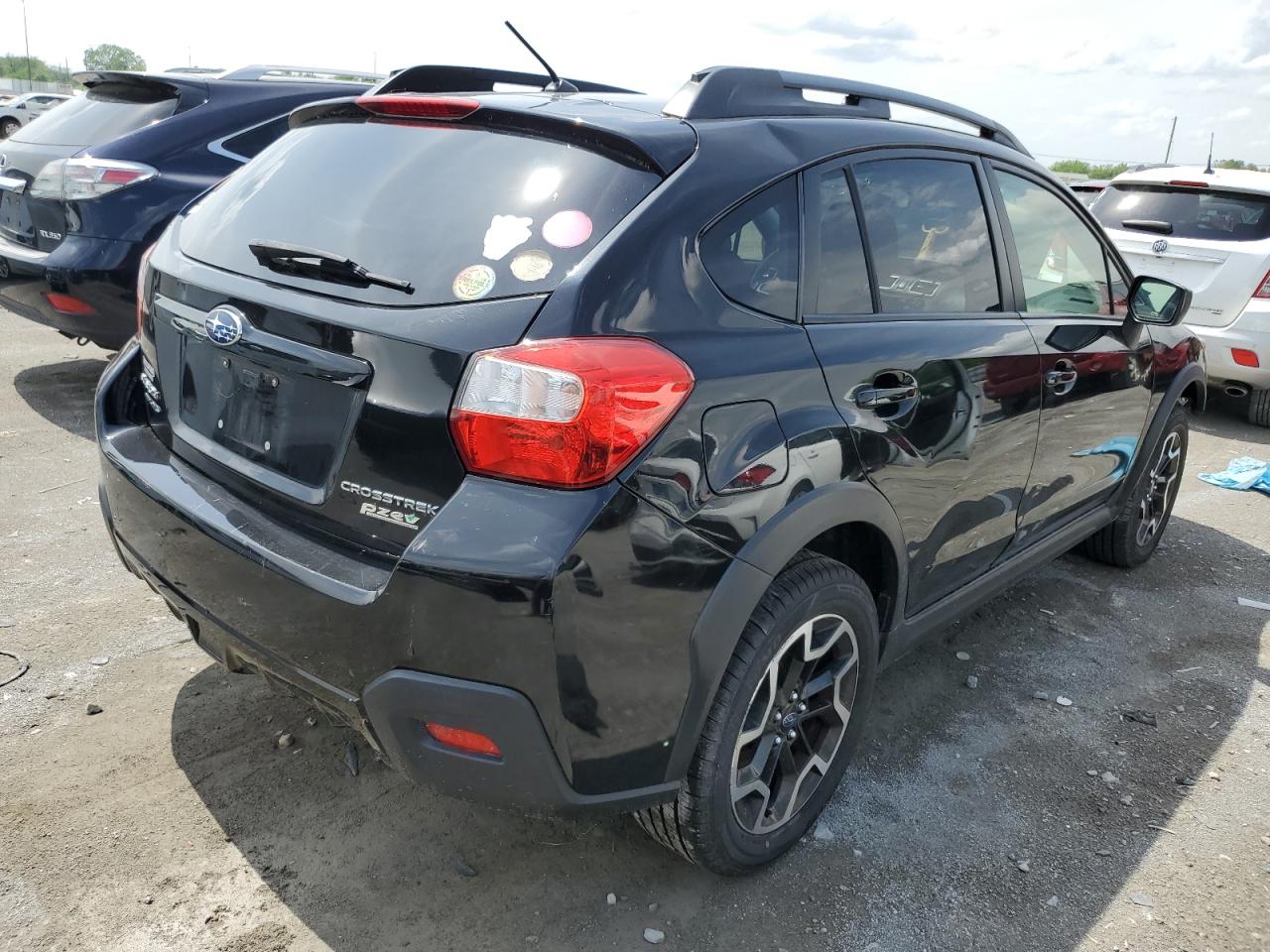 Photo 2 VIN: JF2GPAAC5GG249230 - SUBARU CROSSTREK 