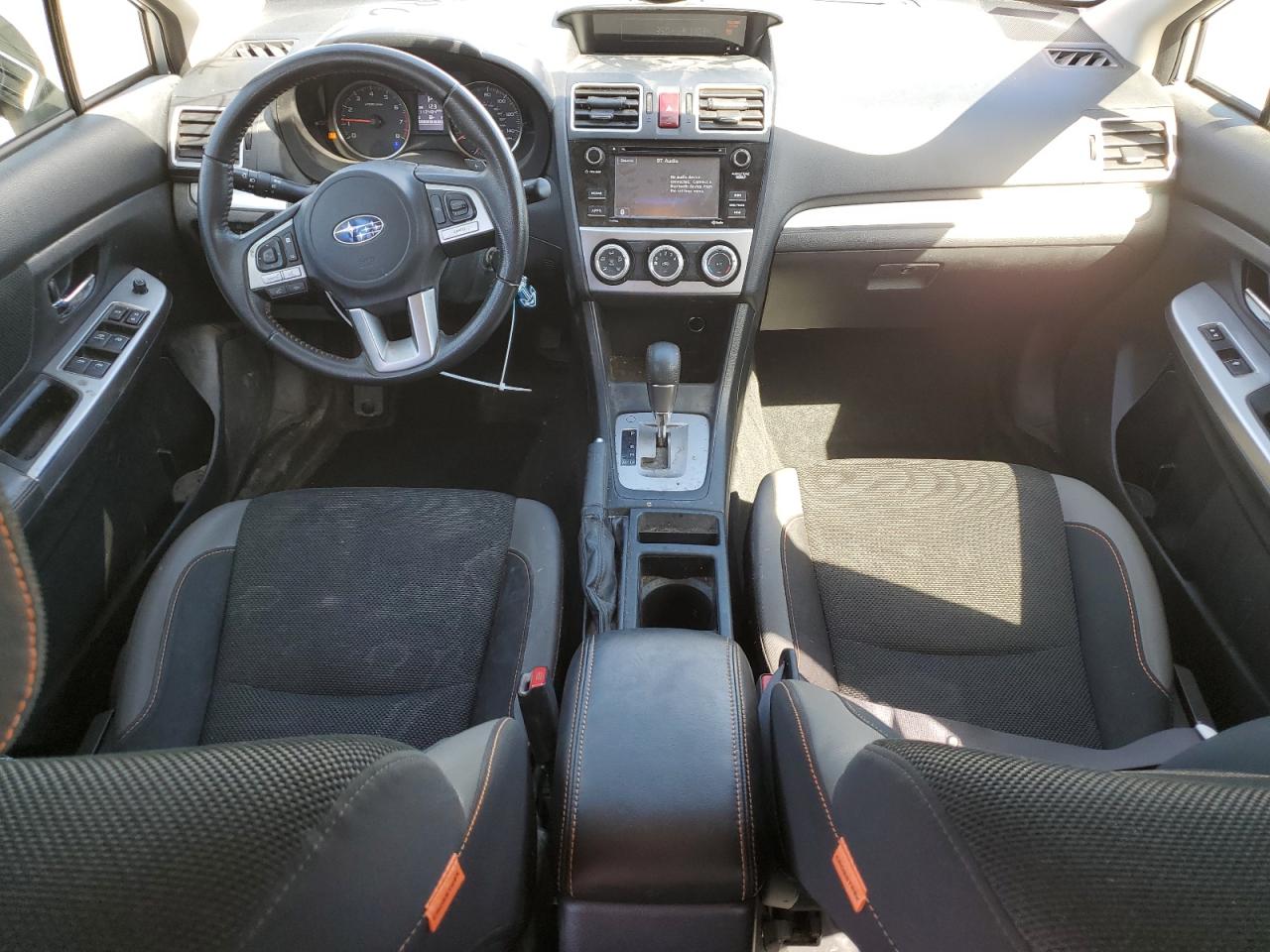 Photo 7 VIN: JF2GPABC1G8230957 - SUBARU CROSSTREK 