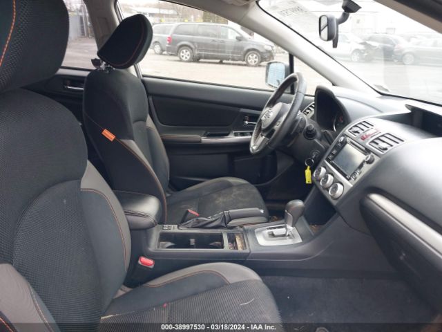 Photo 4 VIN: JF2GPABC1G8245569 - SUBARU CROSSTREK 