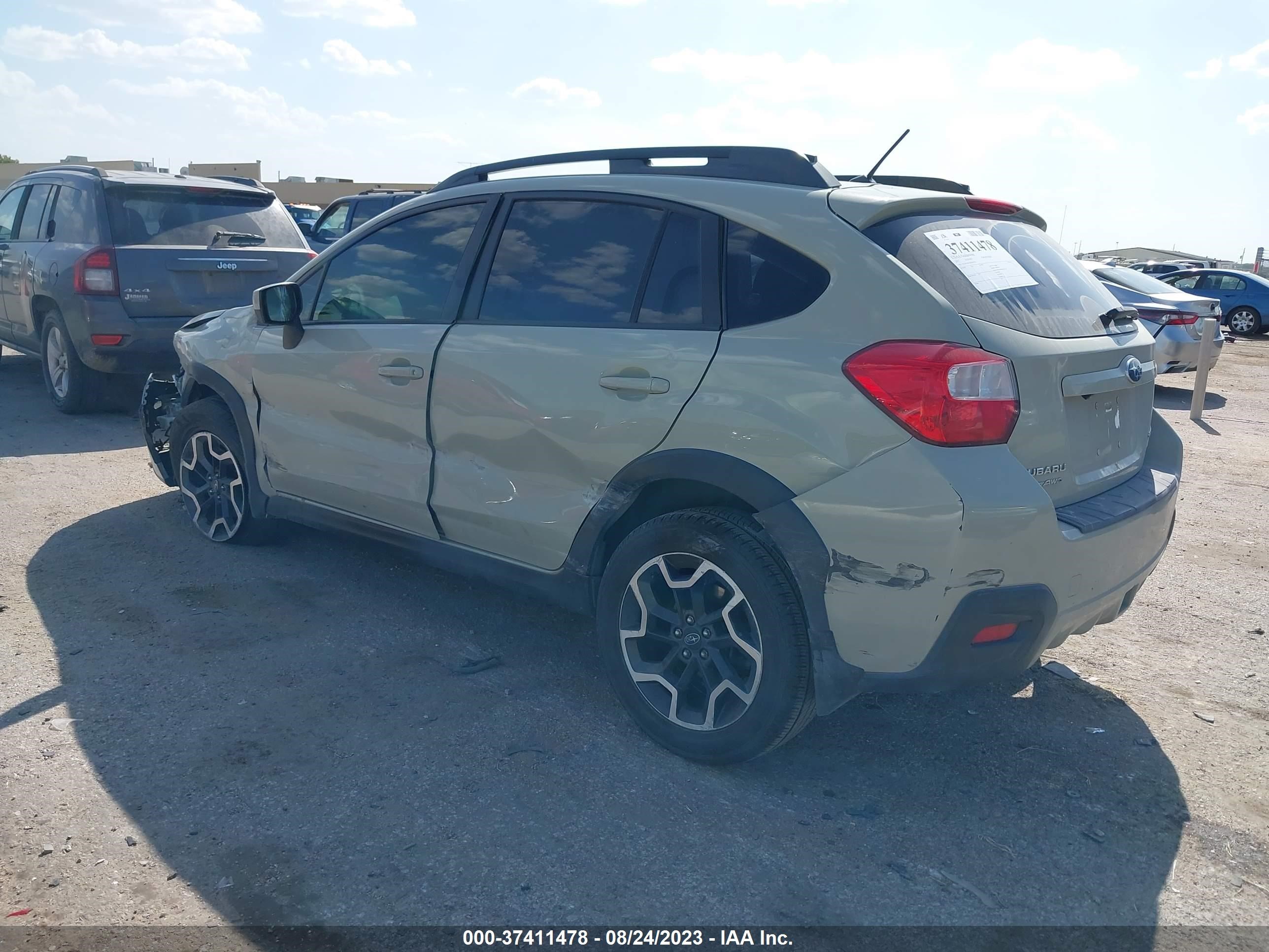 Photo 2 VIN: JF2GPABC2HH242729 - SUBARU CROSSTREK 