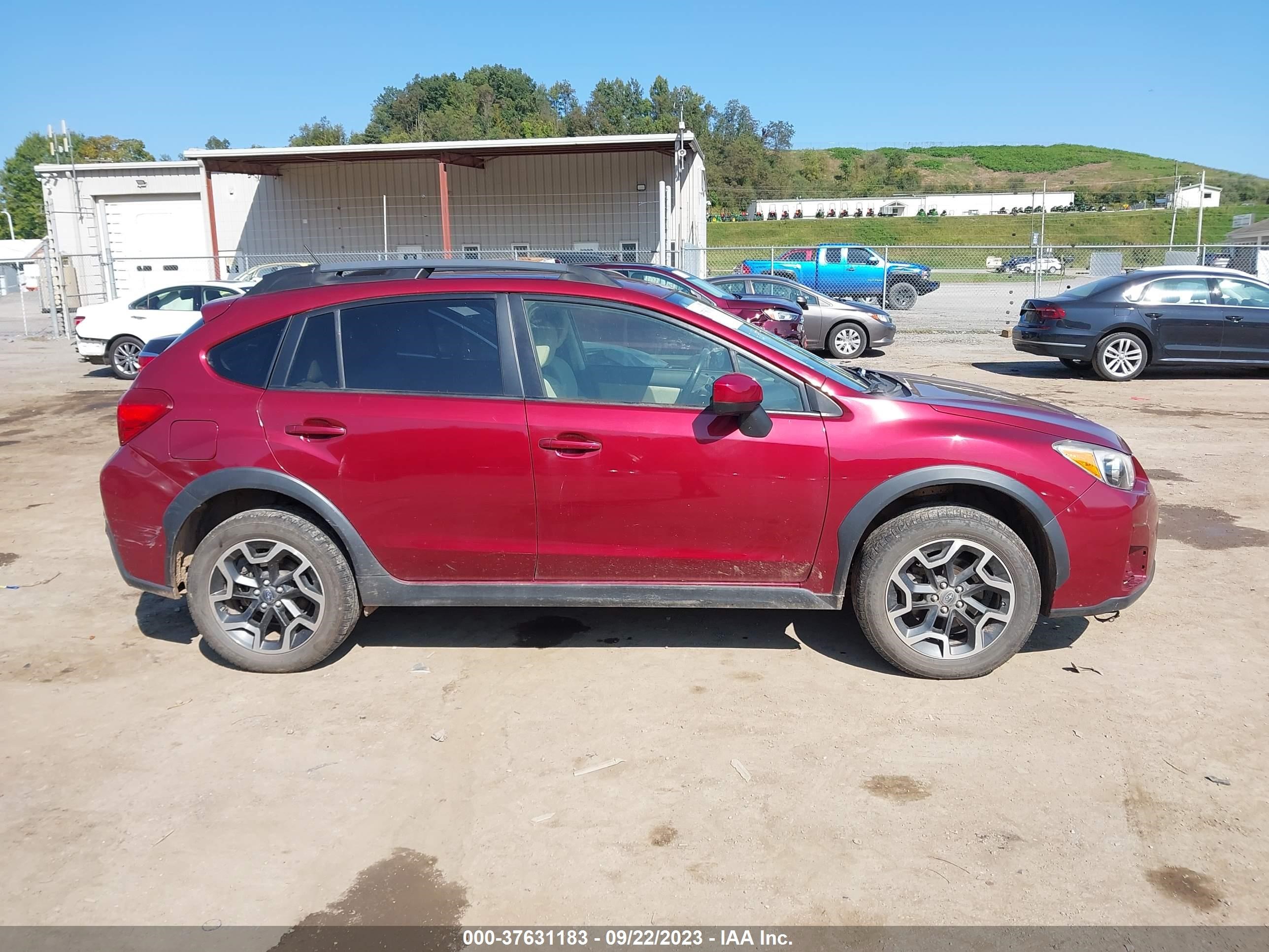 Photo 12 VIN: JF2GPABC3H8202496 - SUBARU CROSSTREK 