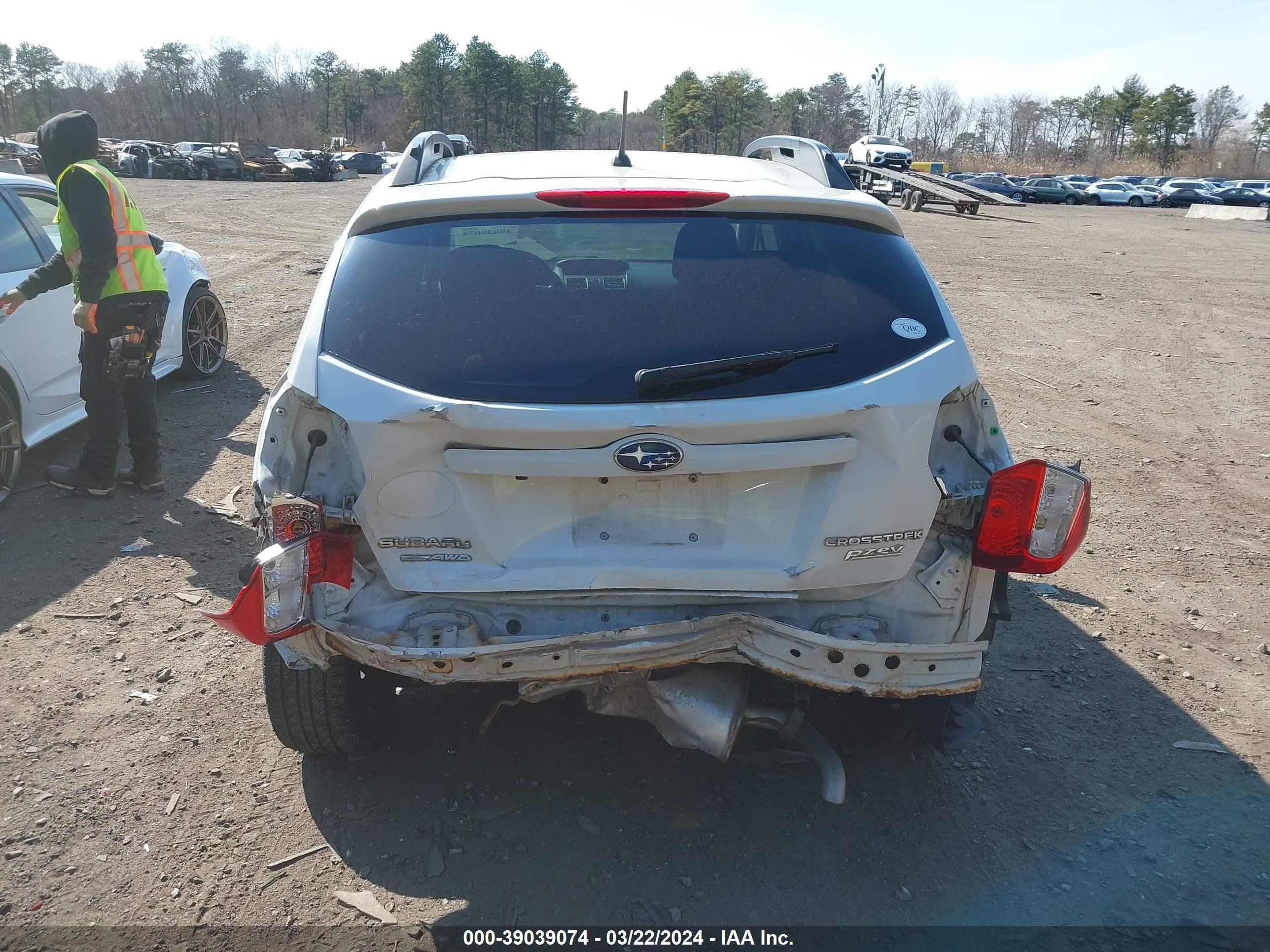 Photo 15 VIN: JF2GPABC4G8313122 - SUBARU CROSSTREK 