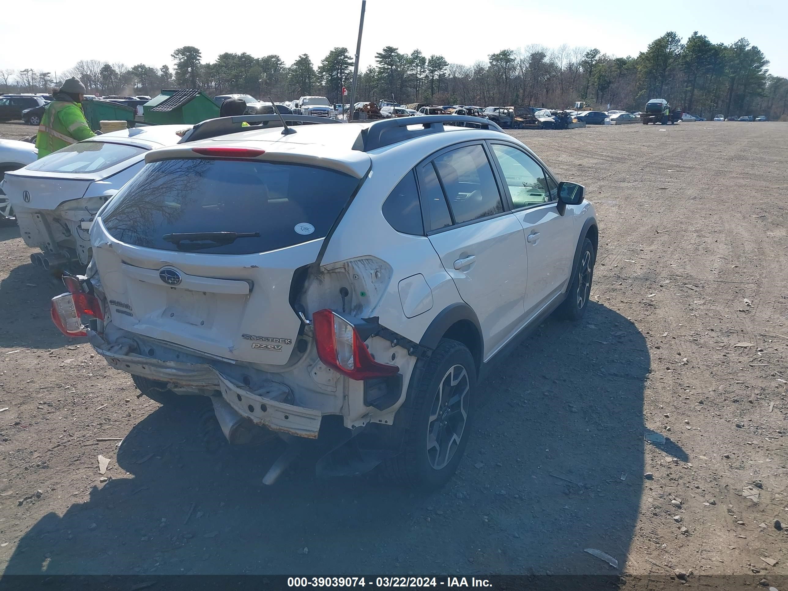 Photo 3 VIN: JF2GPABC4G8313122 - SUBARU CROSSTREK 