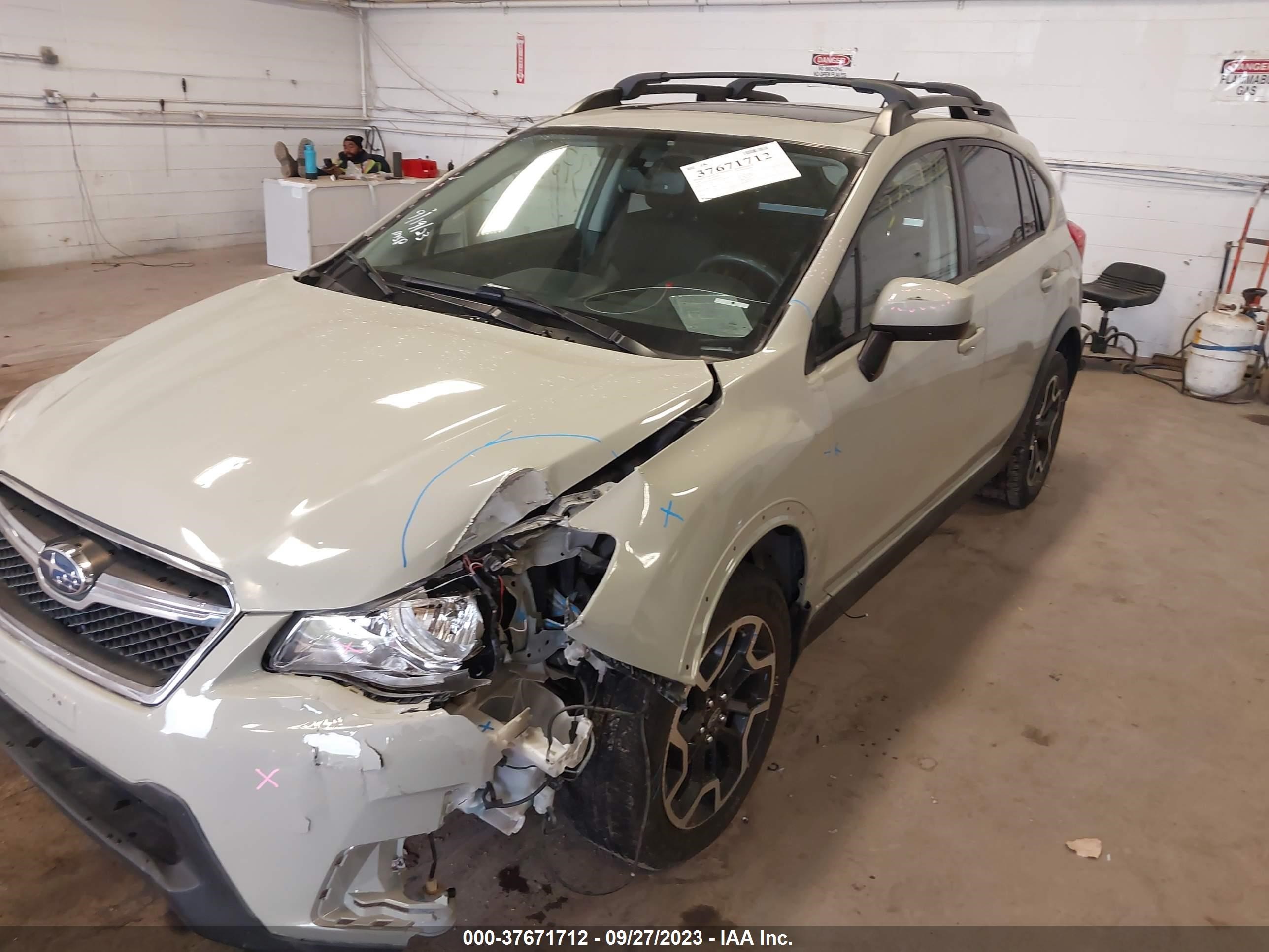 Photo 1 VIN: JF2GPABC5G8280499 - SUBARU CROSSTREK 