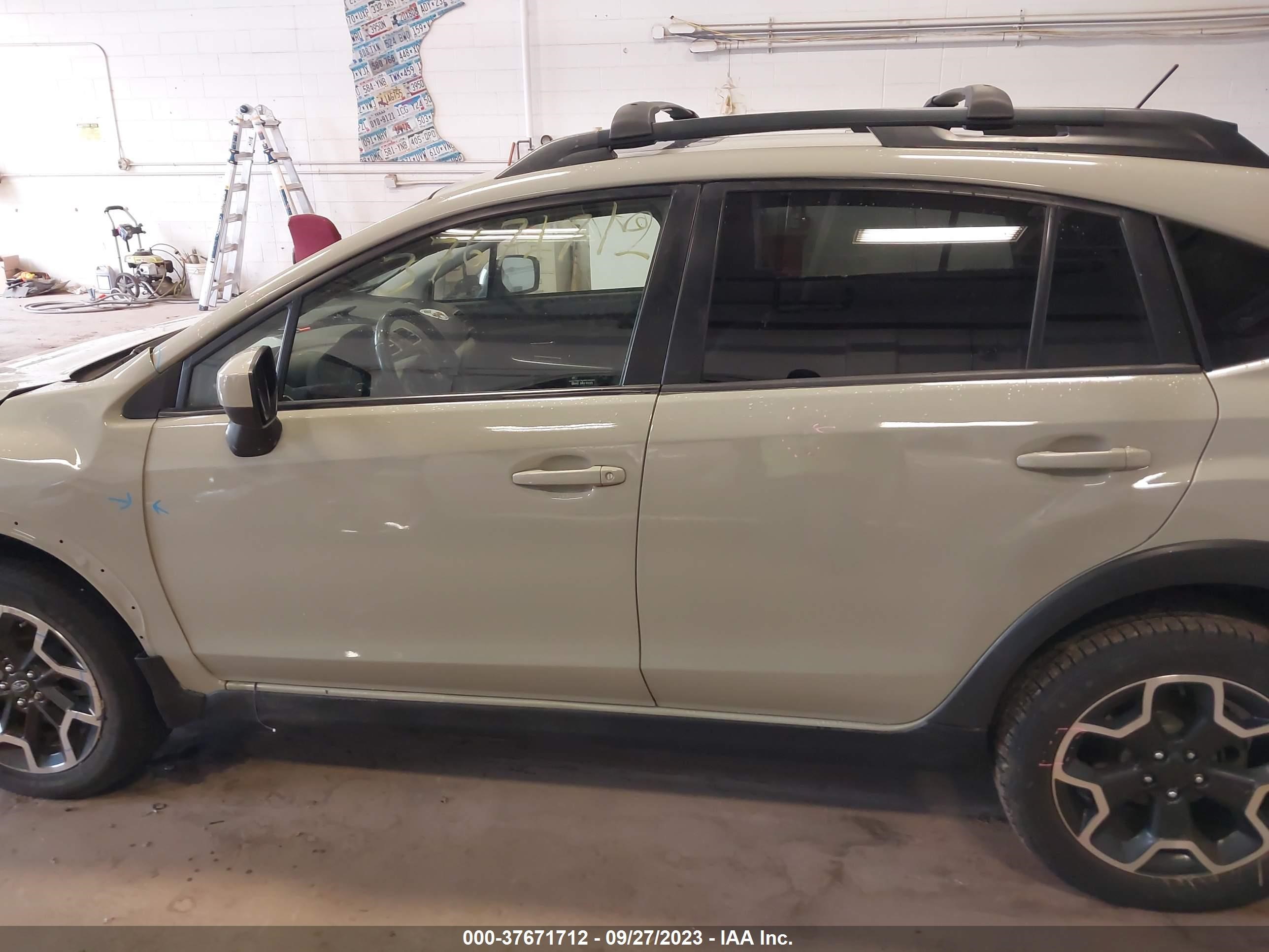 Photo 13 VIN: JF2GPABC5G8280499 - SUBARU CROSSTREK 