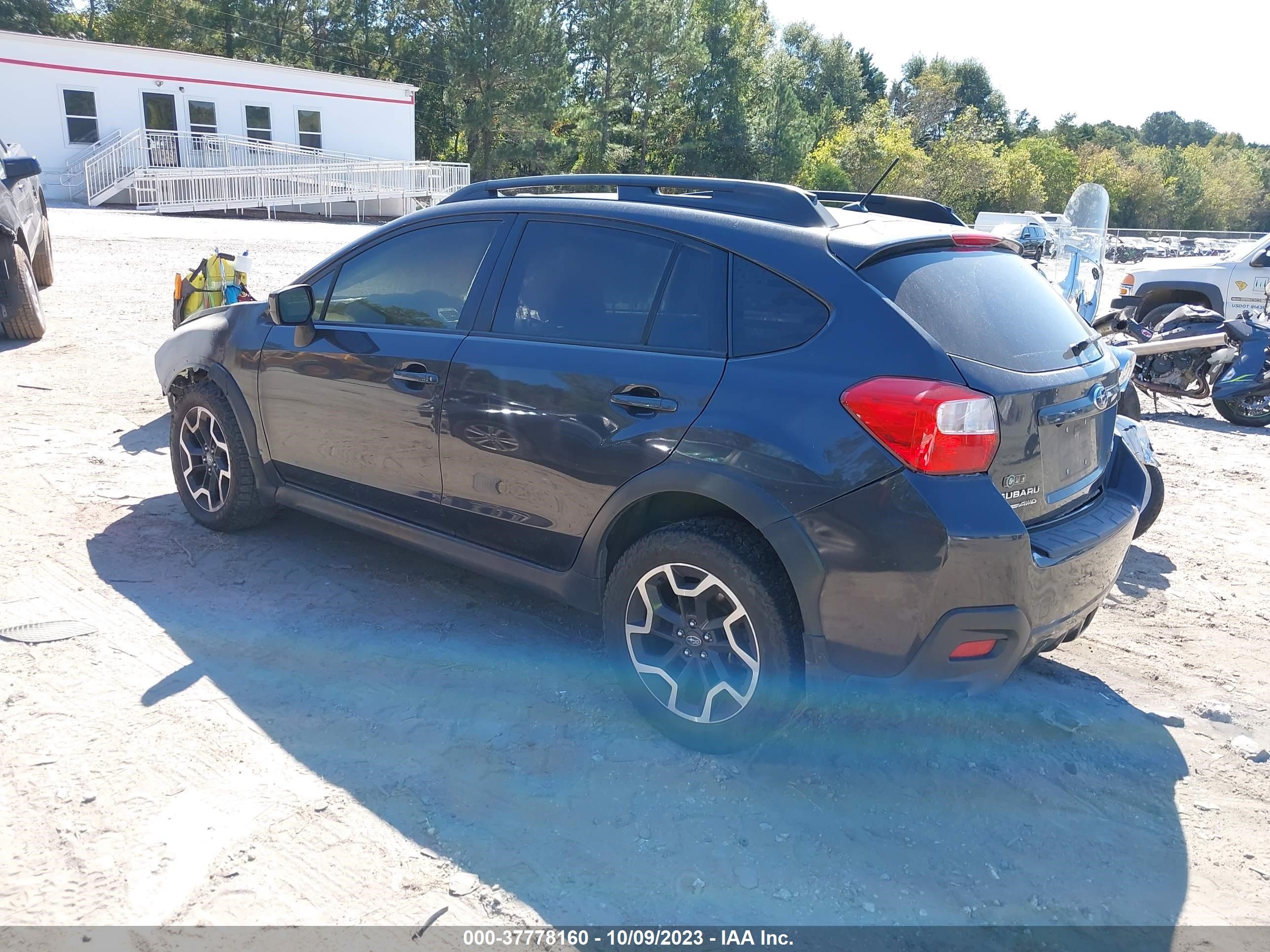 Photo 2 VIN: JF2GPABC5G8313565 - SUBARU CROSSTREK 