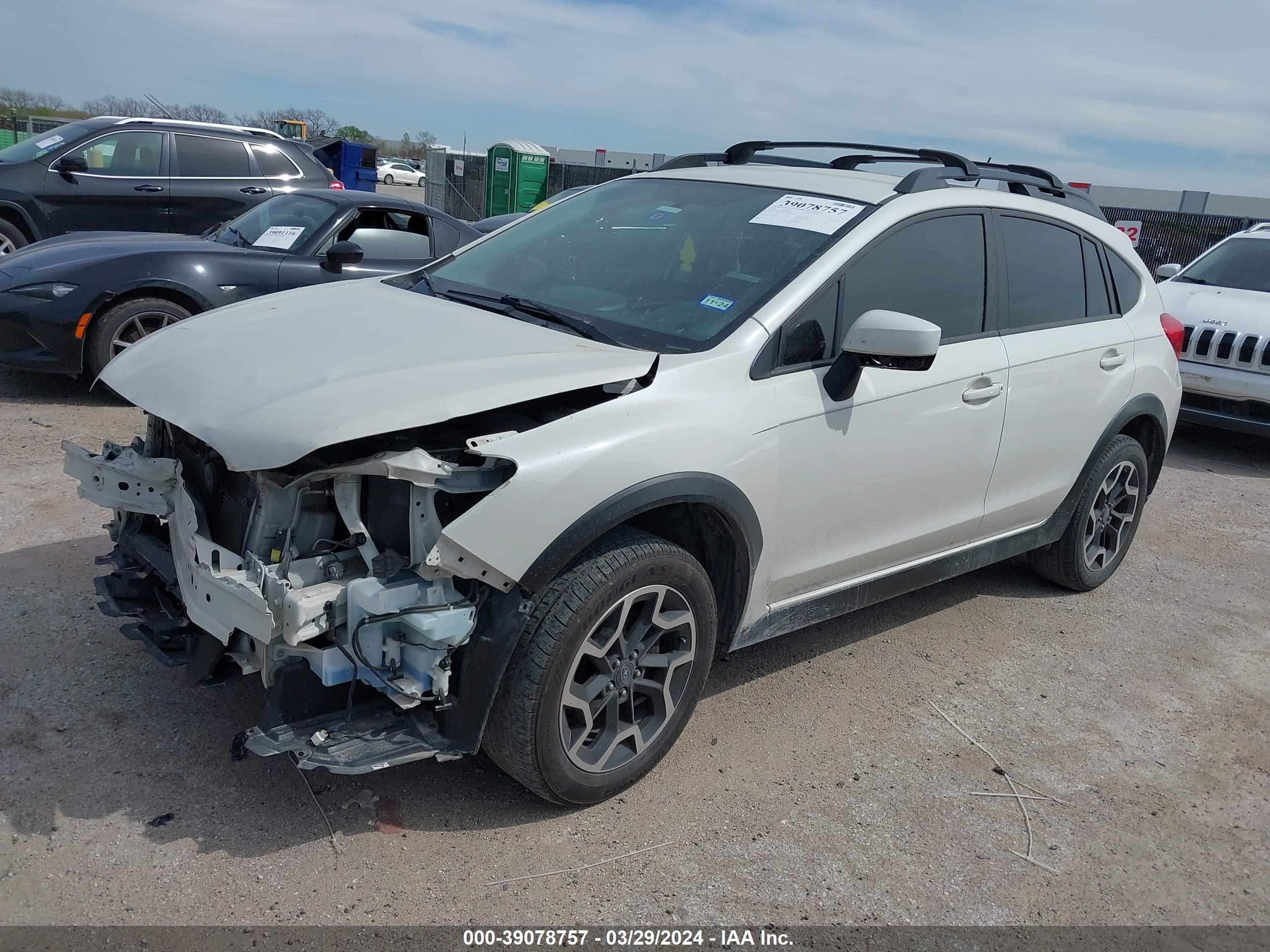 Photo 1 VIN: JF2GPABC6H8206817 - SUBARU CROSSTREK 