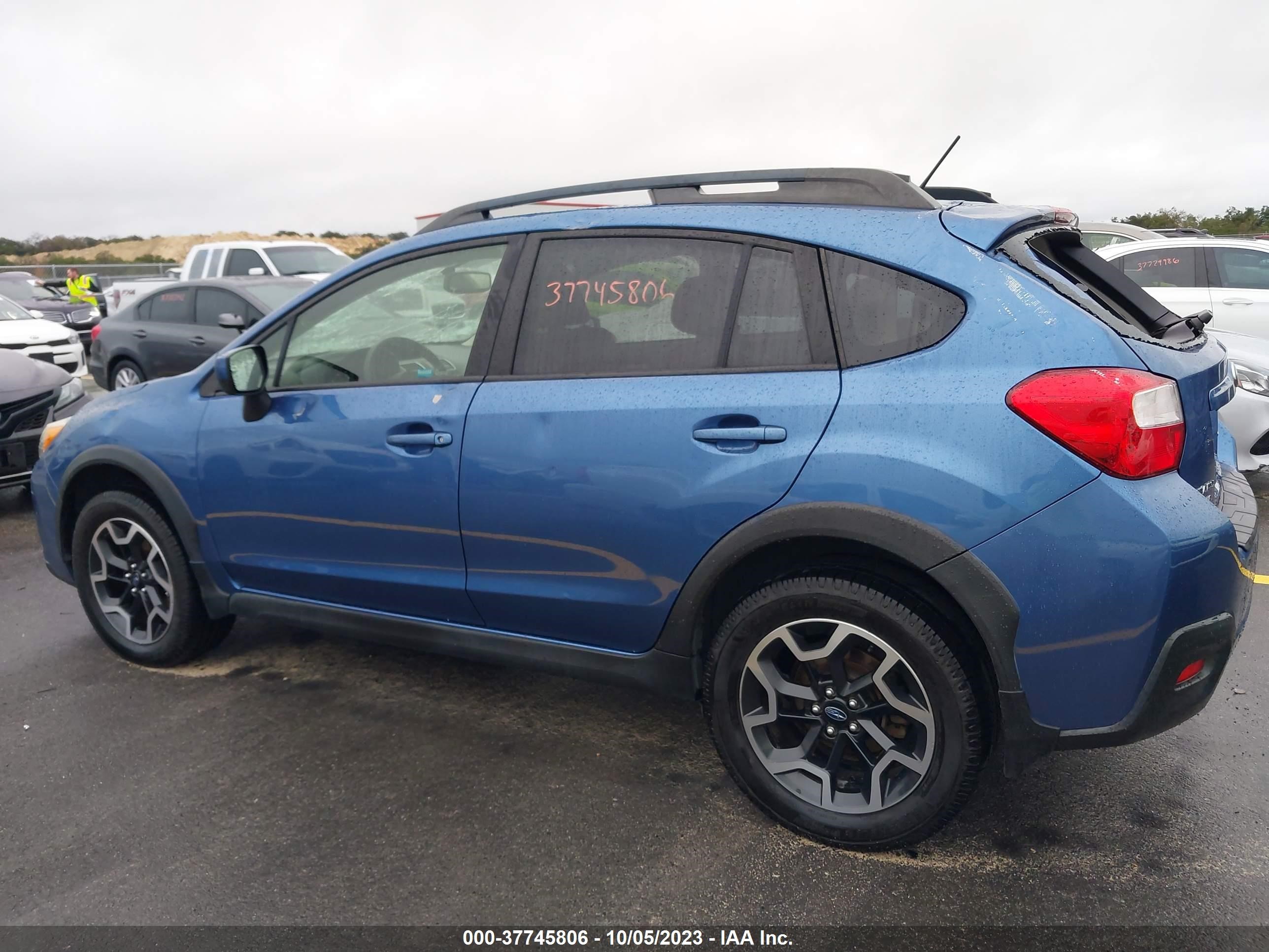 Photo 13 VIN: JF2GPABC7G8228341 - SUBARU CROSSTREK 