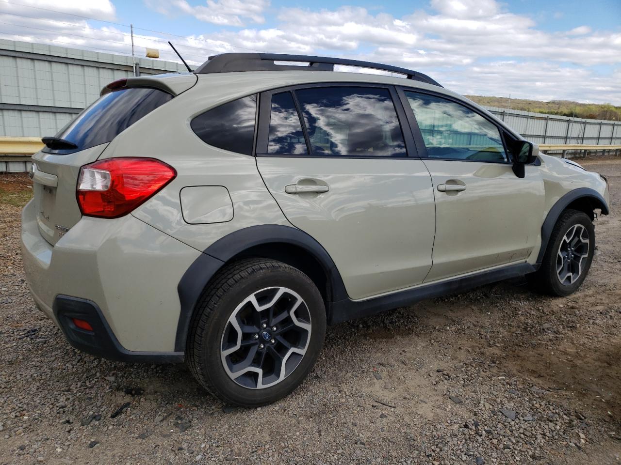 Photo 2 VIN: JF2GPABC7HH255556 - SUBARU CROSSTREK 