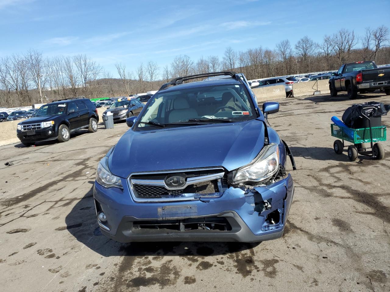 Photo 4 VIN: JF2GPABC7HH273300 - SUBARU CROSSTREK 