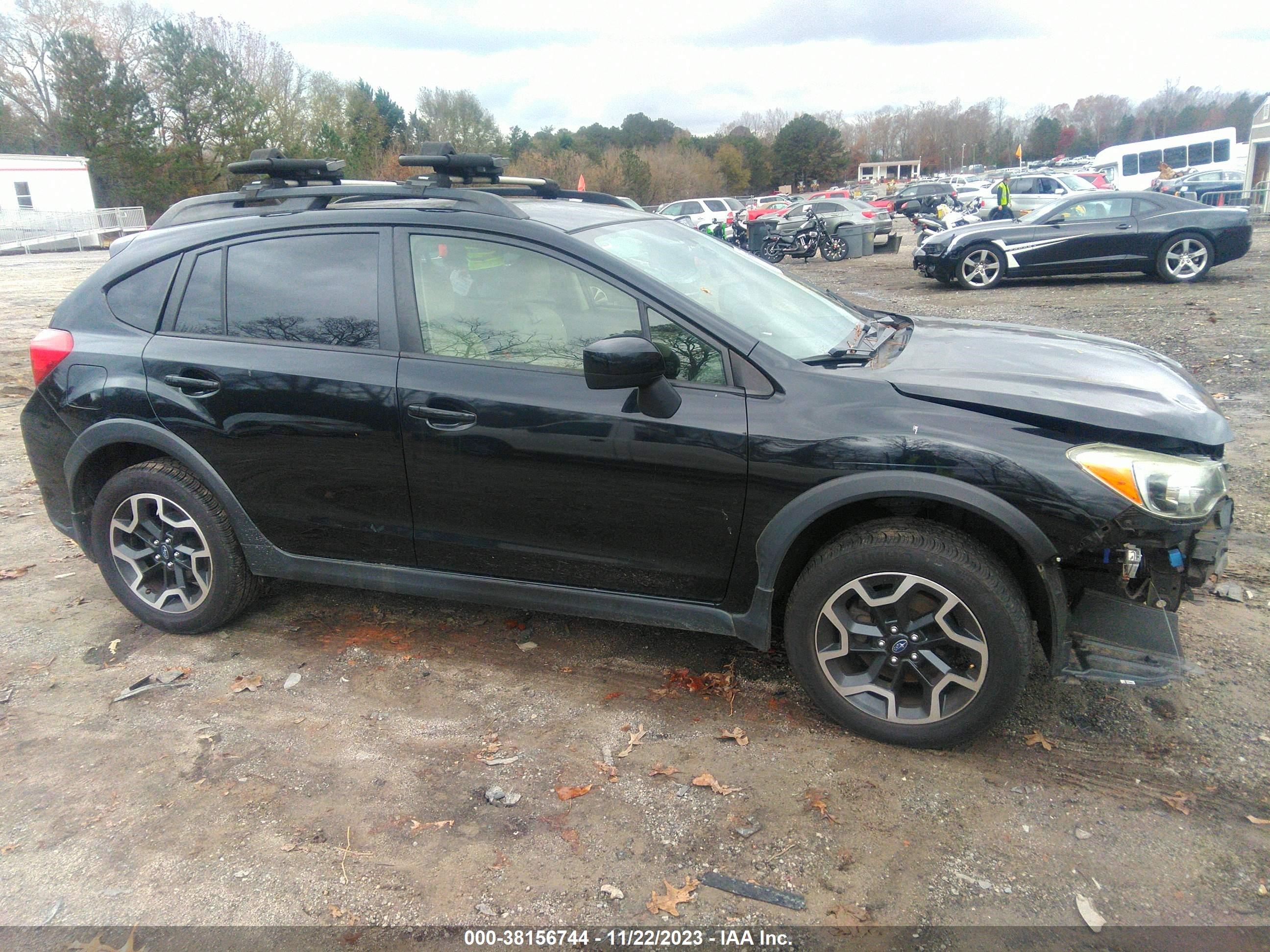 Photo 12 VIN: JF2GPABC9G8300429 - SUBARU CROSSTREK 