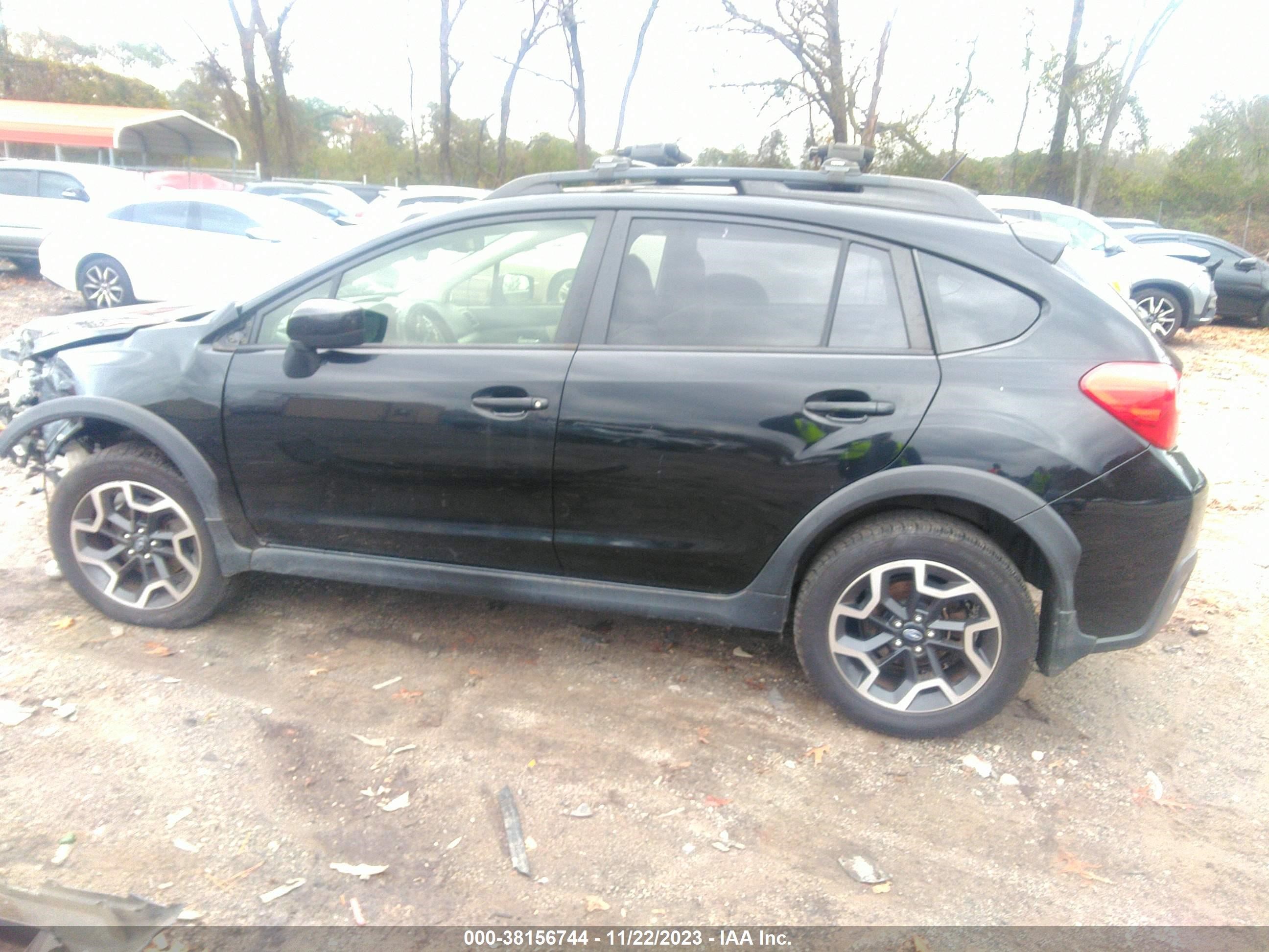 Photo 13 VIN: JF2GPABC9G8300429 - SUBARU CROSSTREK 