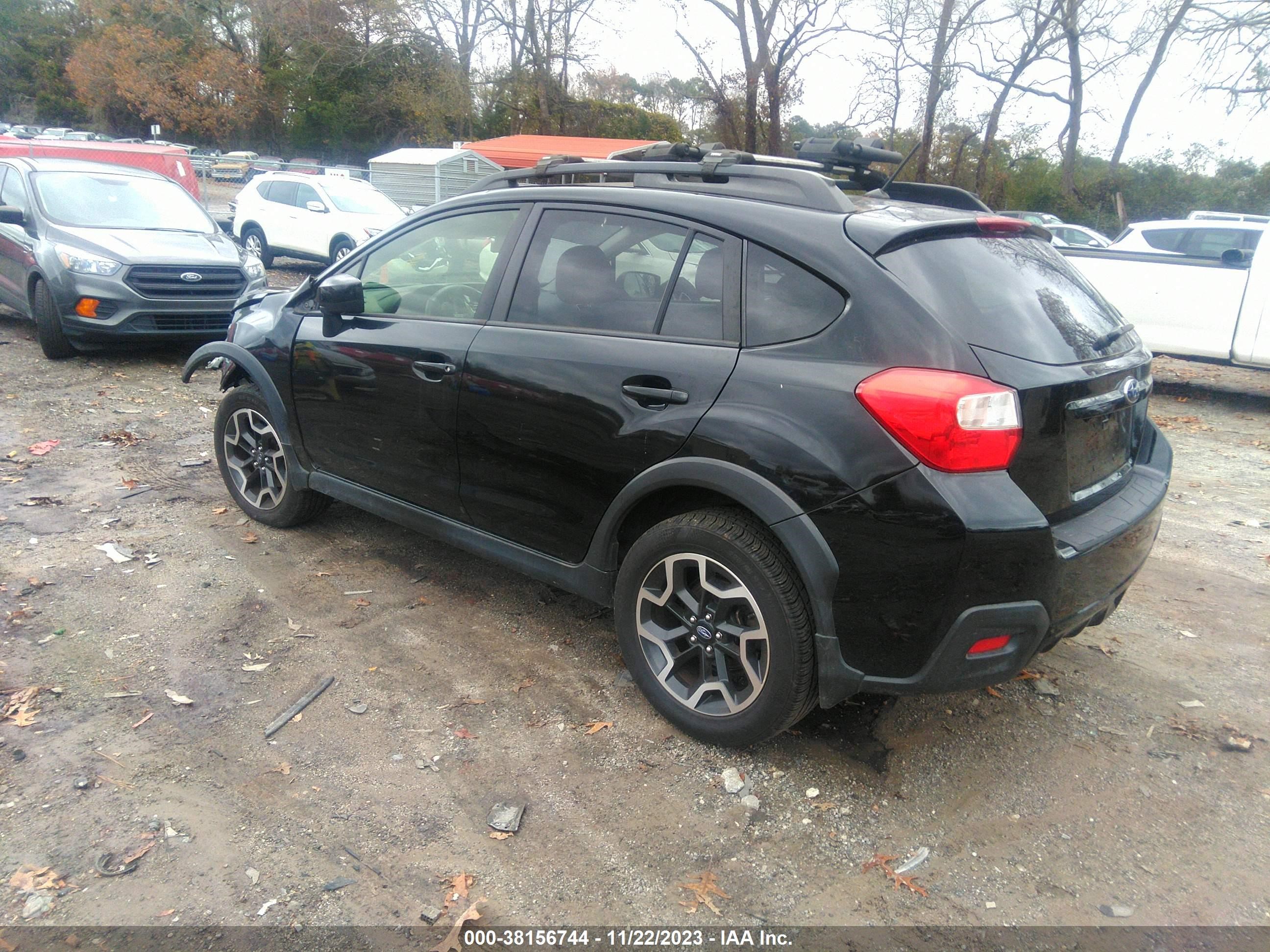 Photo 2 VIN: JF2GPABC9G8300429 - SUBARU CROSSTREK 