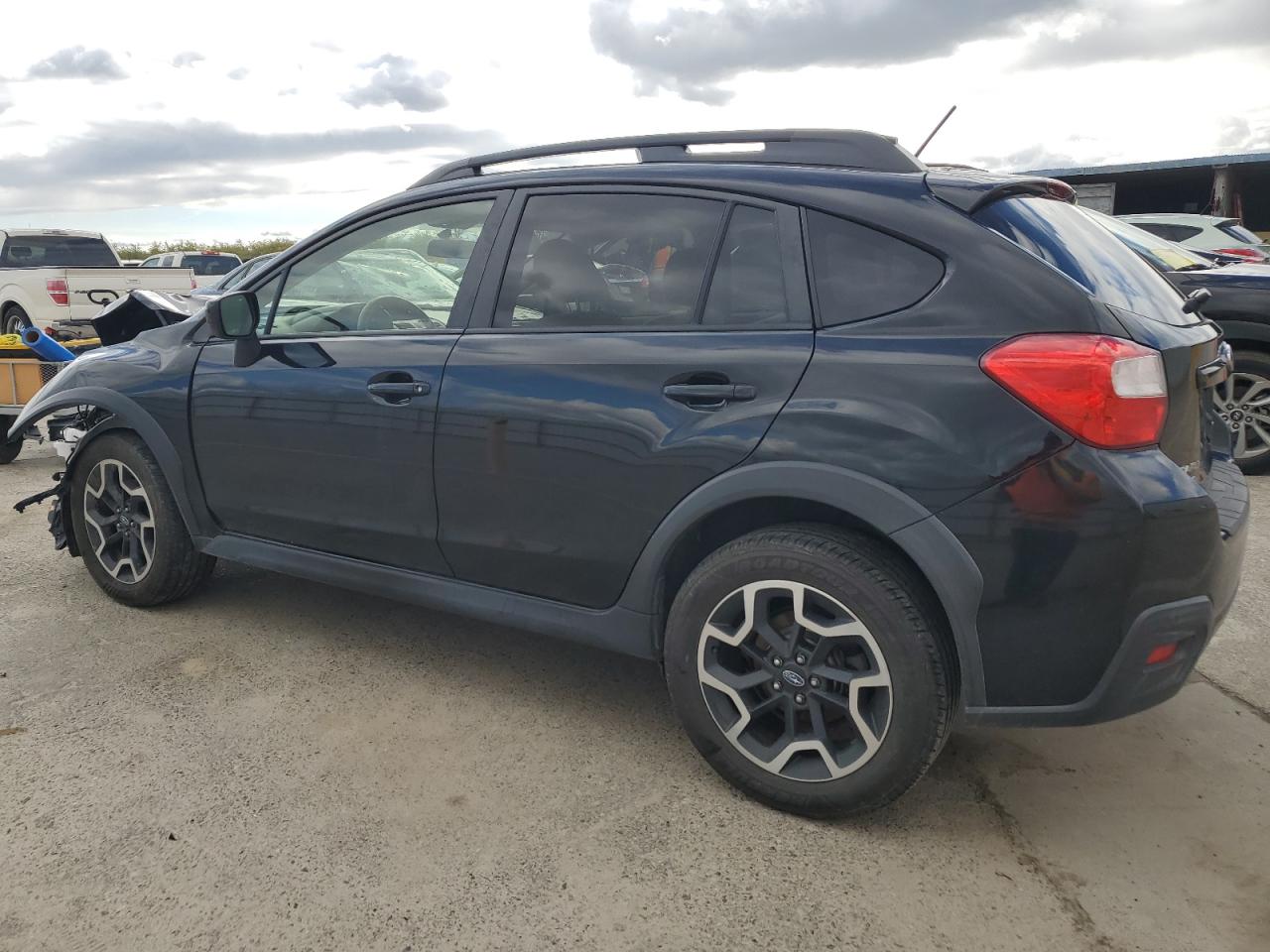 Photo 1 VIN: JF2GPABC9H8218279 - SUBARU CROSSTREK 