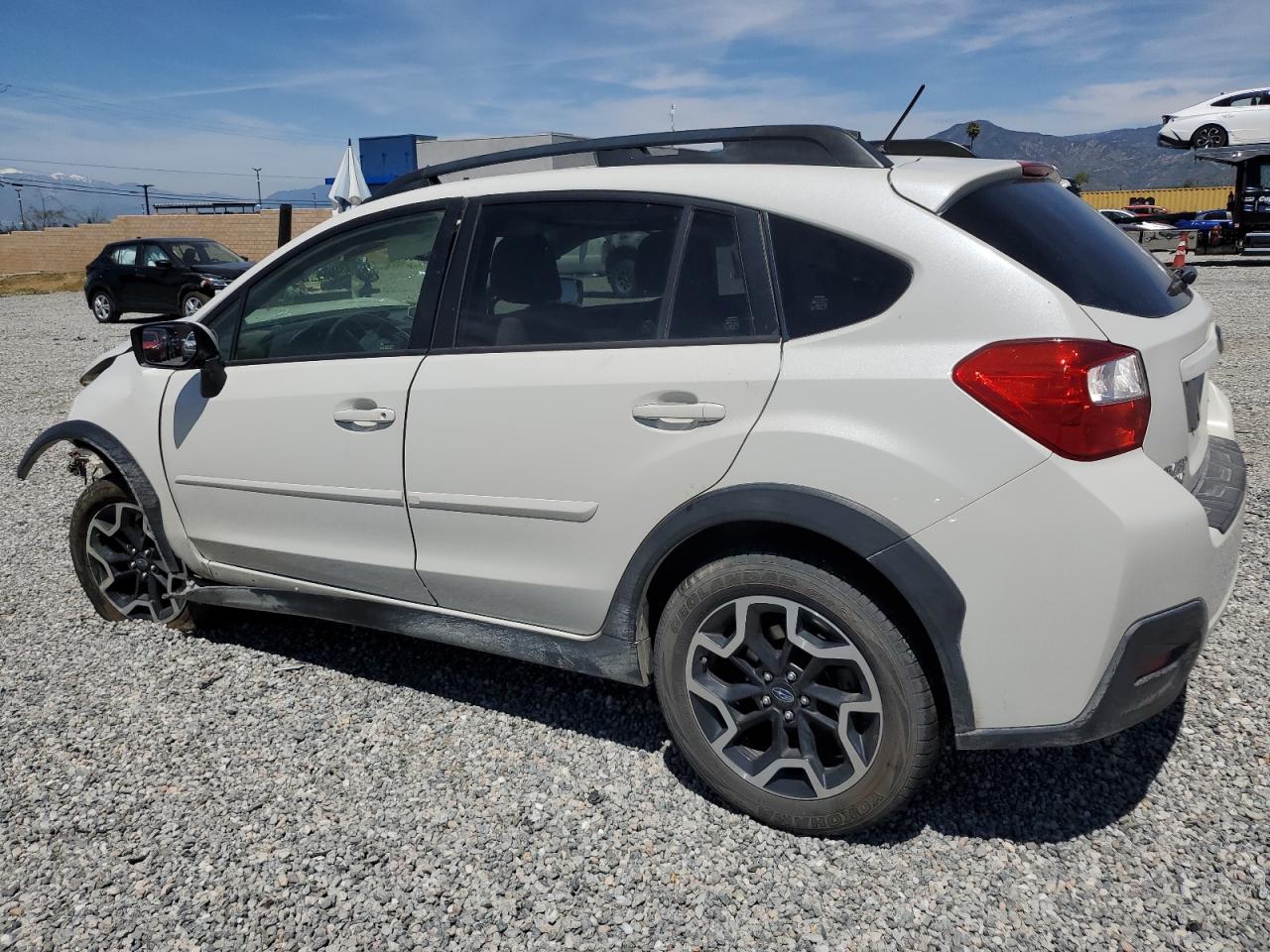 Photo 1 VIN: JF2GPABCXHH239013 - SUBARU CROSSTREK 