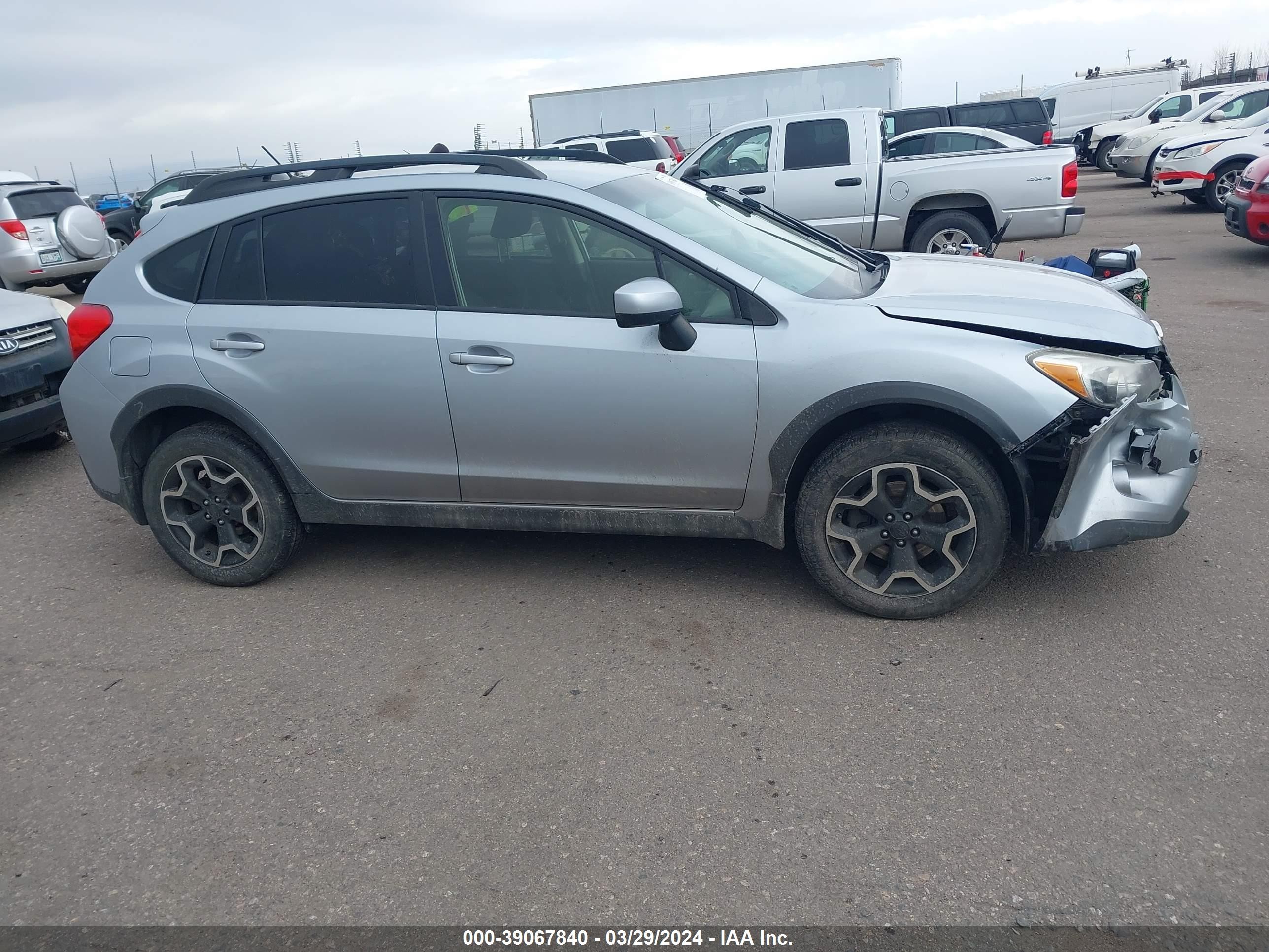 Photo 12 VIN: JF2GPACC4FH326210 - SUBARU CROSSTREK 