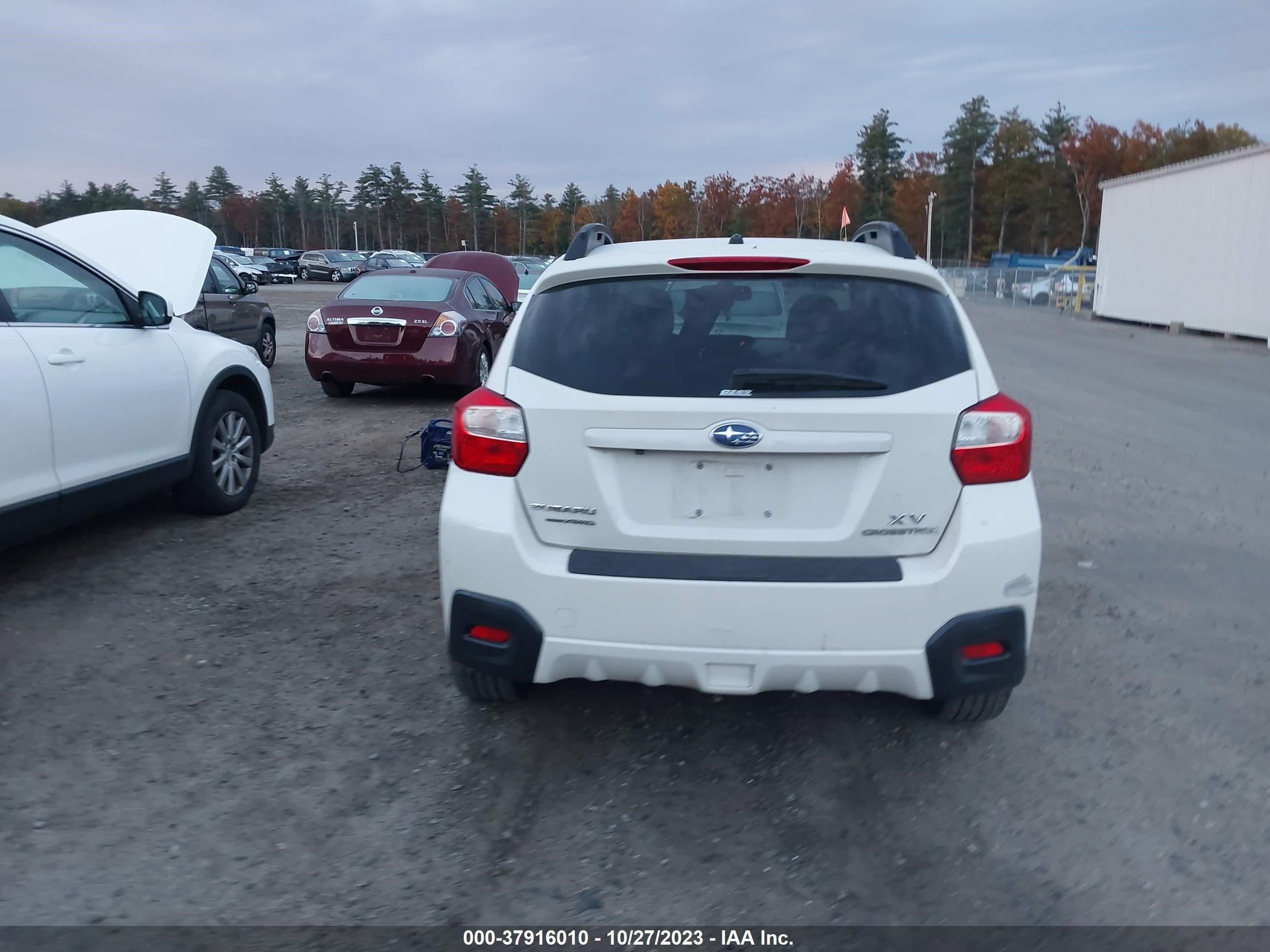 Photo 16 VIN: JF2GPACC8F8214171 - SUBARU CROSSTREK 