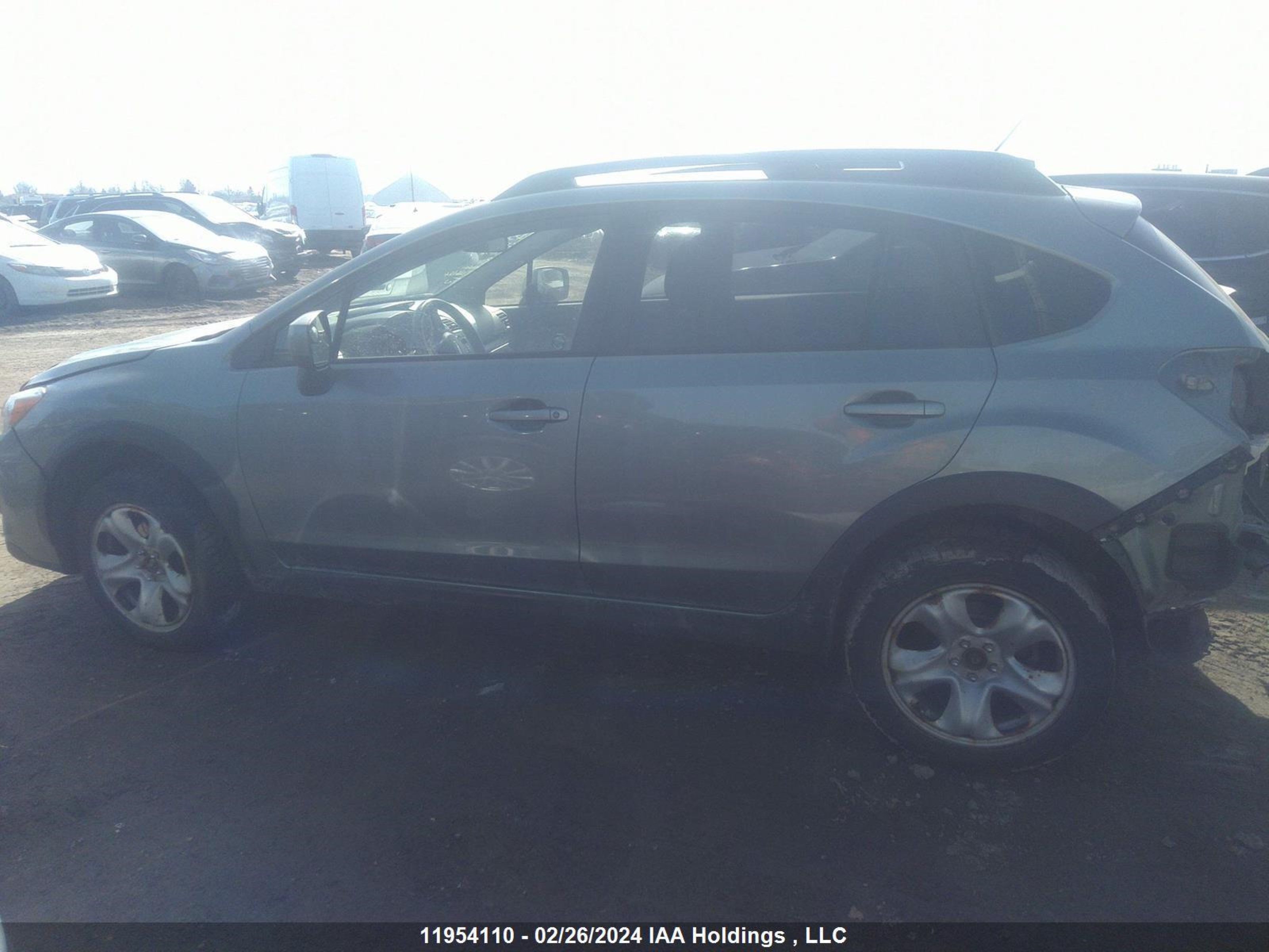 Photo 12 VIN: JF2GPACCXE8323259 - SUBARU CROSSTREK 