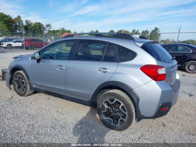 Photo 2 VIN: JF2GPADC9G8239824 - SUBARU CROSSTREK 