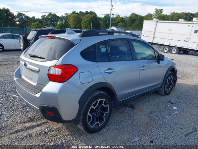 Photo 3 VIN: JF2GPADC9G8239824 - SUBARU CROSSTREK 