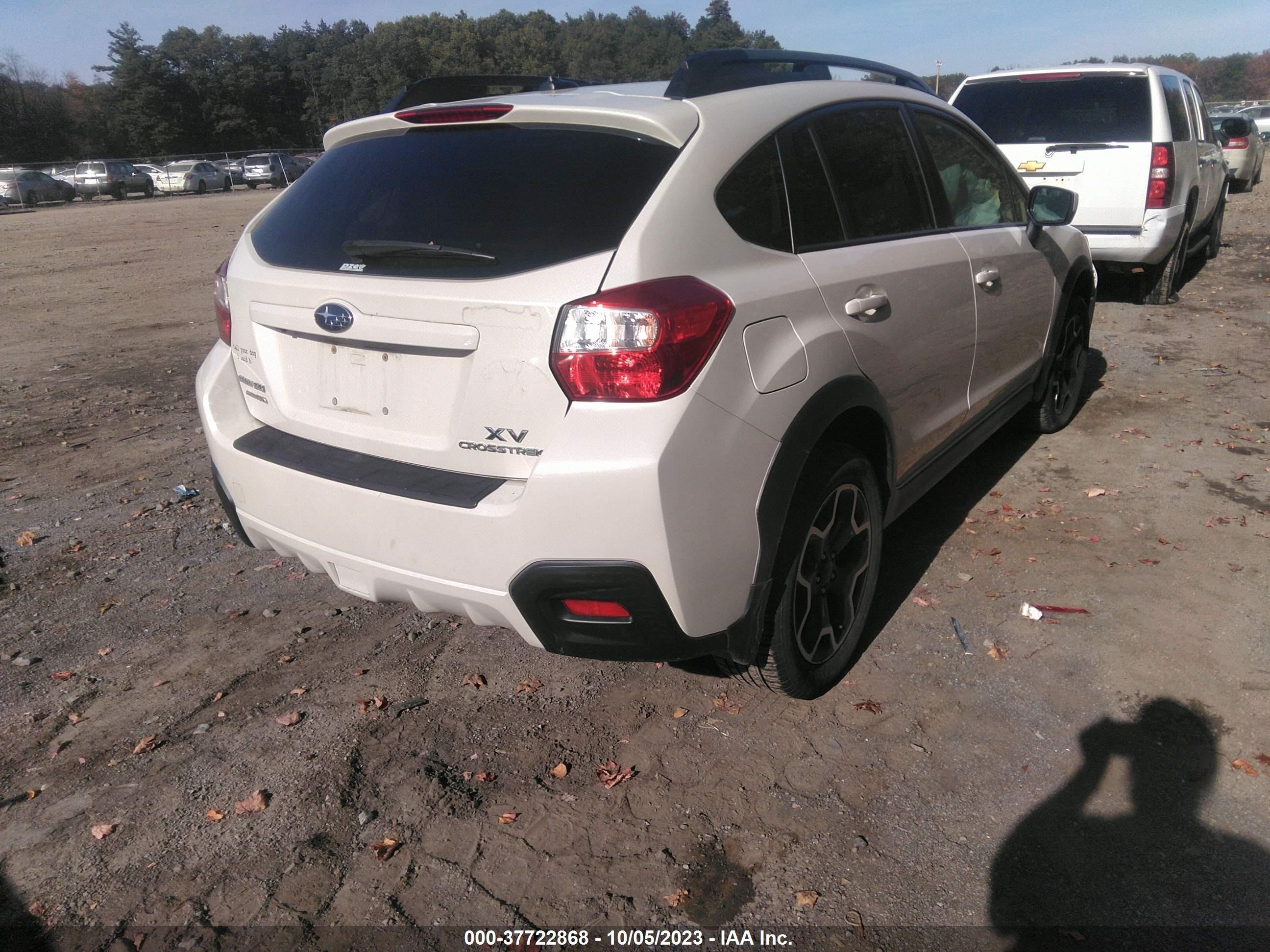 Photo 3 VIN: JF2GPAFC1F8224777 - SUBARU CROSSTREK 