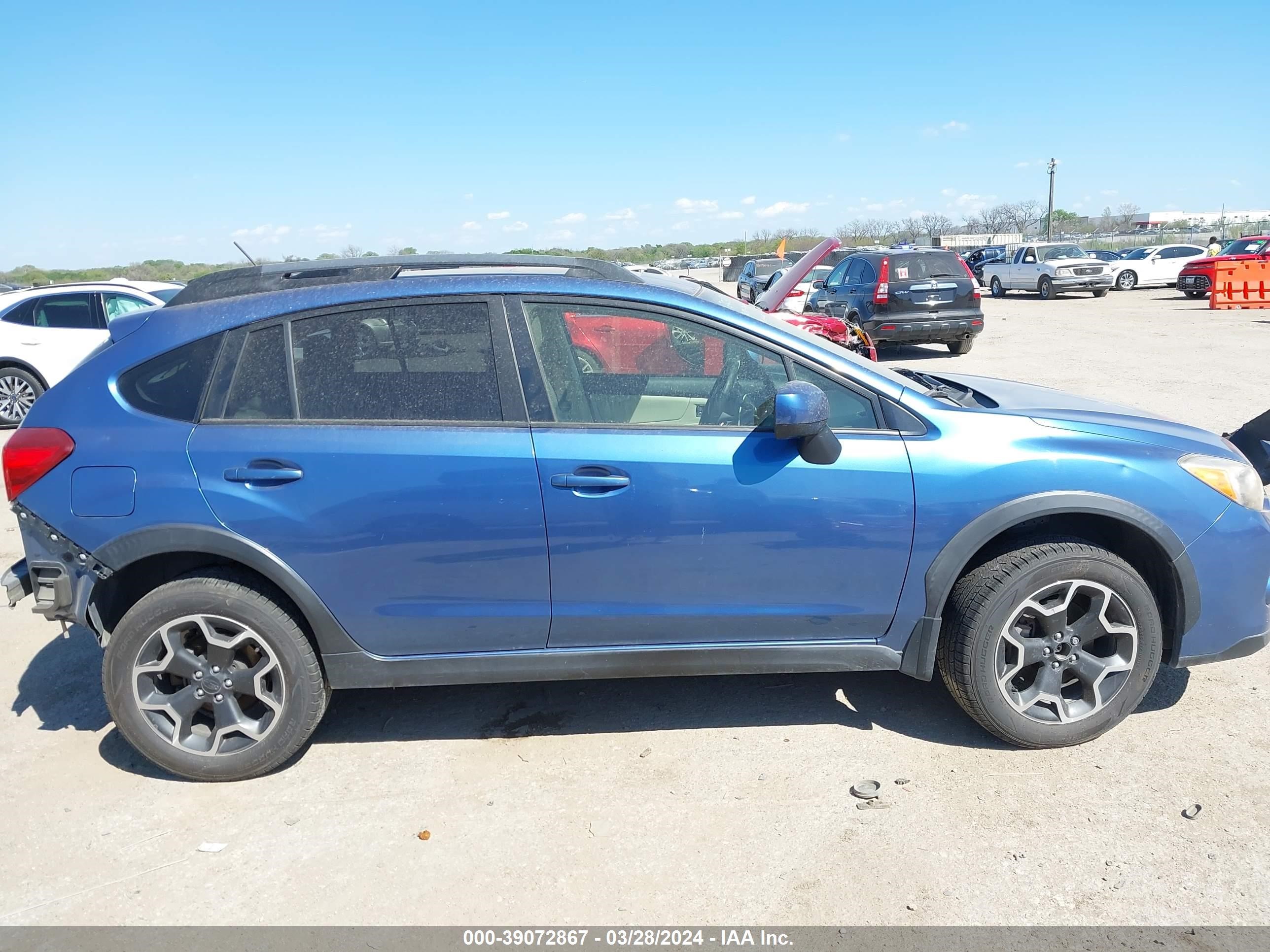 Photo 13 VIN: JF2GPAKC1E8272896 - SUBARU CROSSTREK 