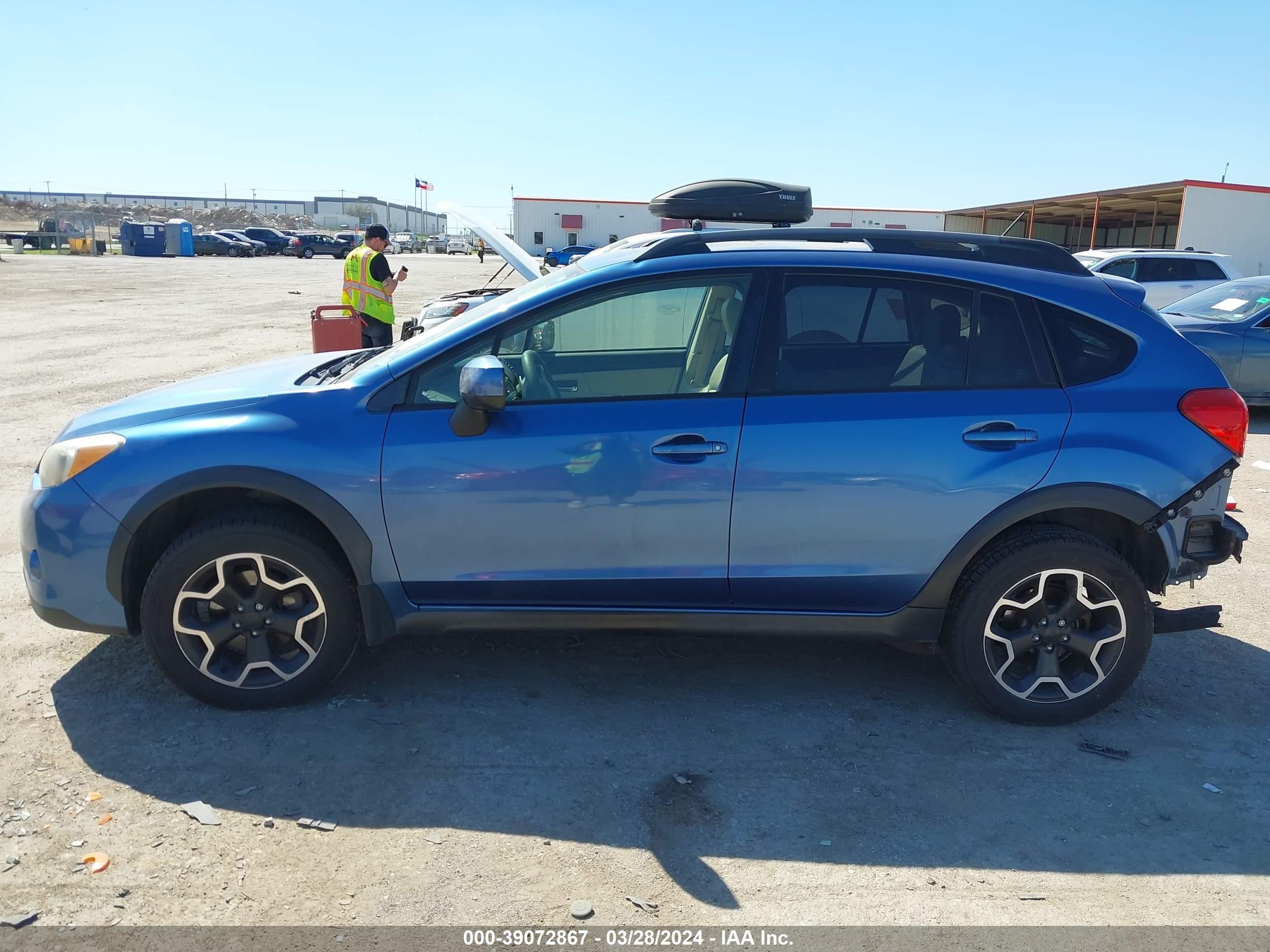 Photo 14 VIN: JF2GPAKC1E8272896 - SUBARU CROSSTREK 