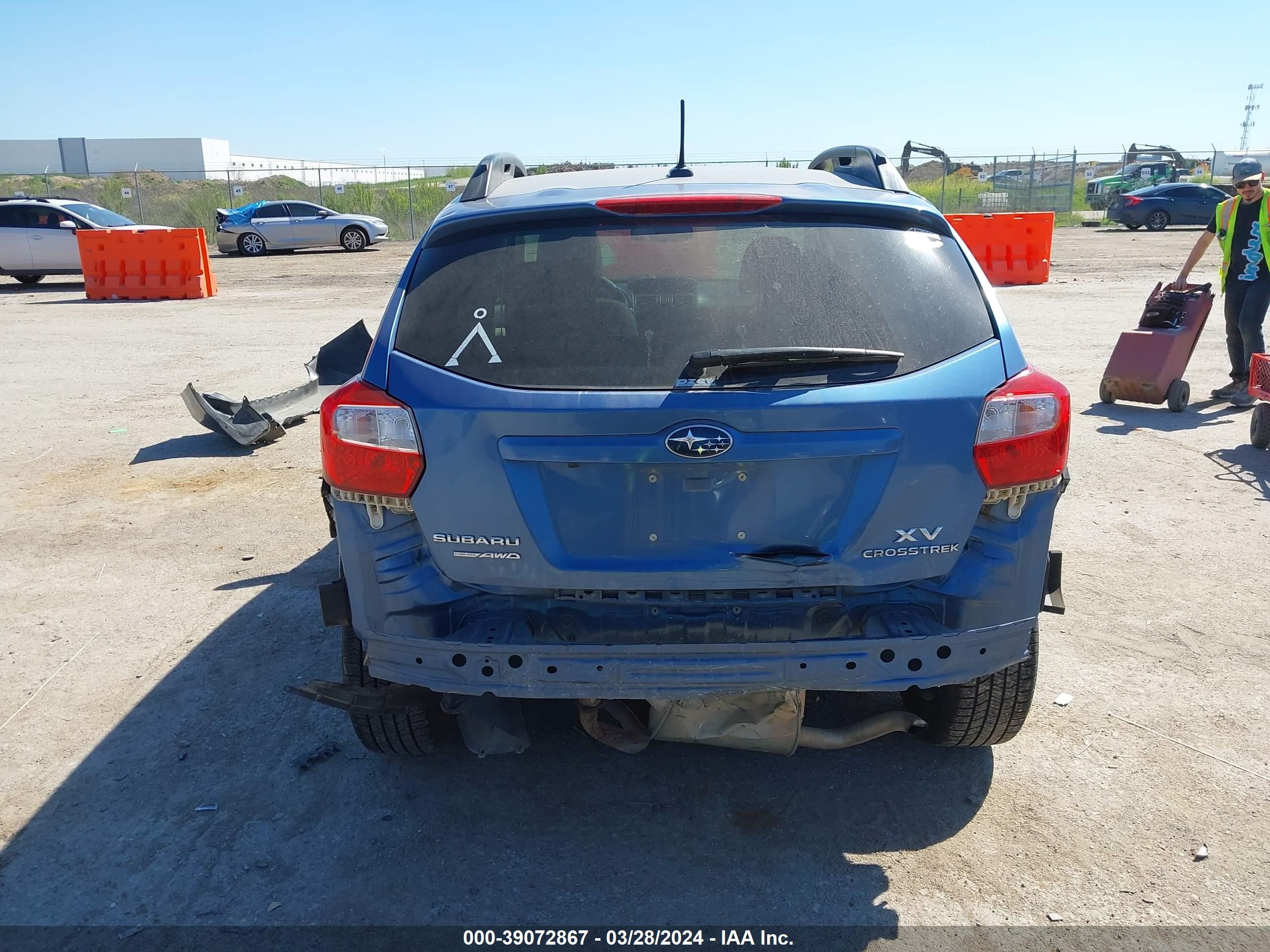 Photo 16 VIN: JF2GPAKC1E8272896 - SUBARU CROSSTREK 