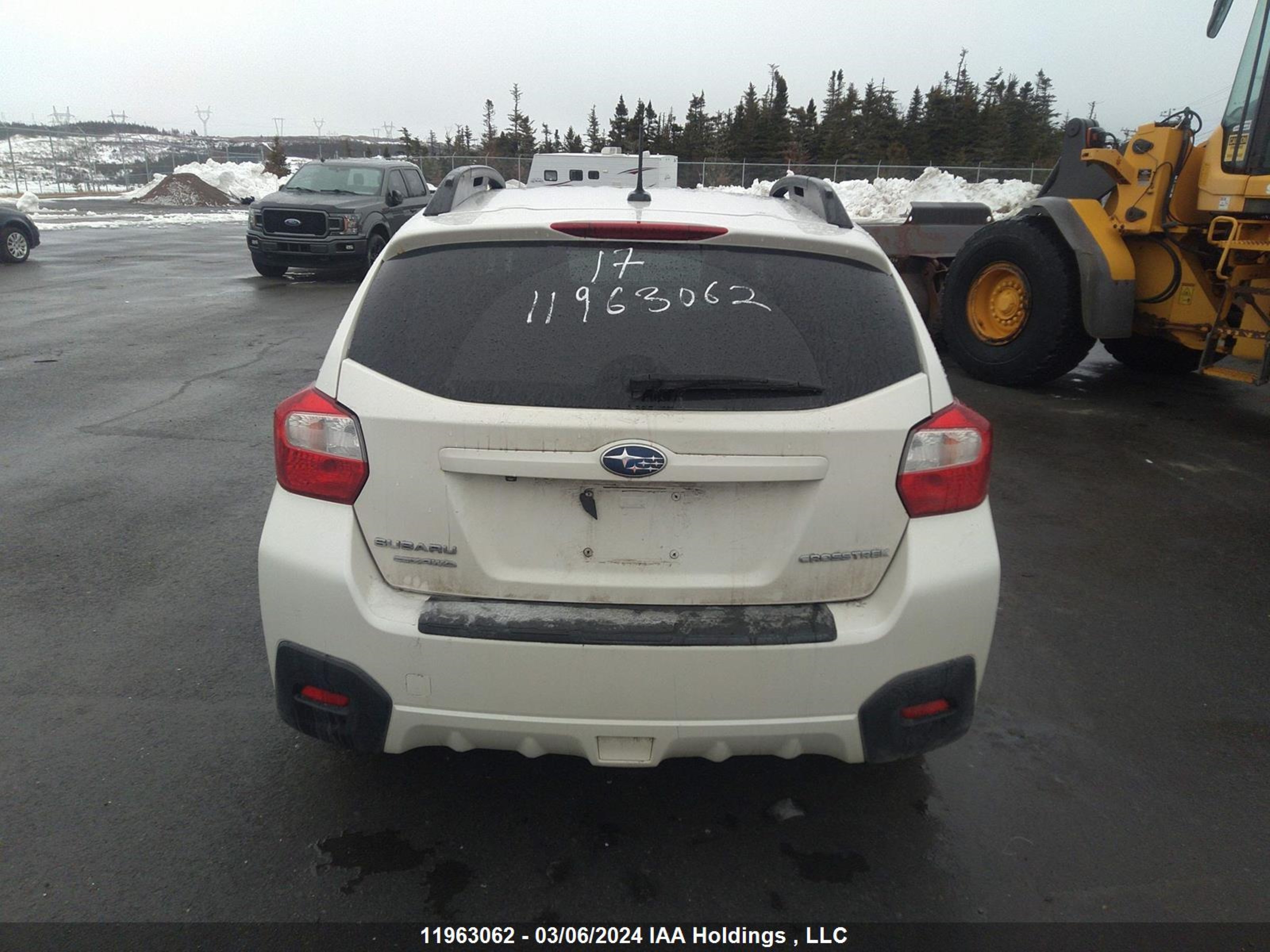 Photo 16 VIN: JF2GPALC0HH209579 - SUBARU CROSSTREK 