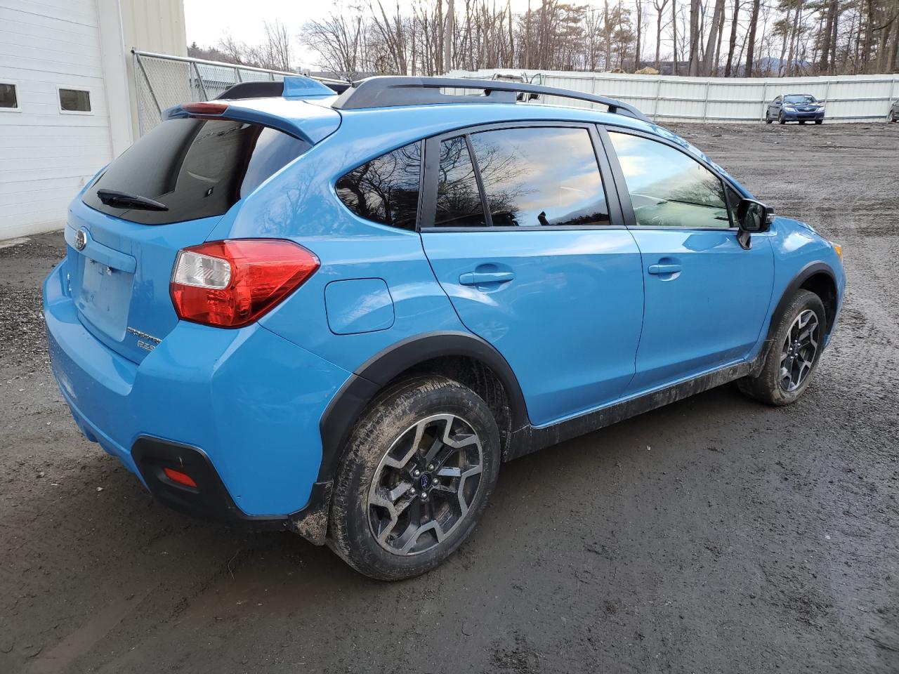 Photo 2 VIN: JF2GPALC2GH231940 - SUBARU CROSSTREK 