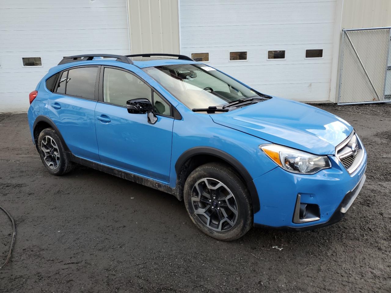 Photo 3 VIN: JF2GPALC2GH231940 - SUBARU CROSSTREK 