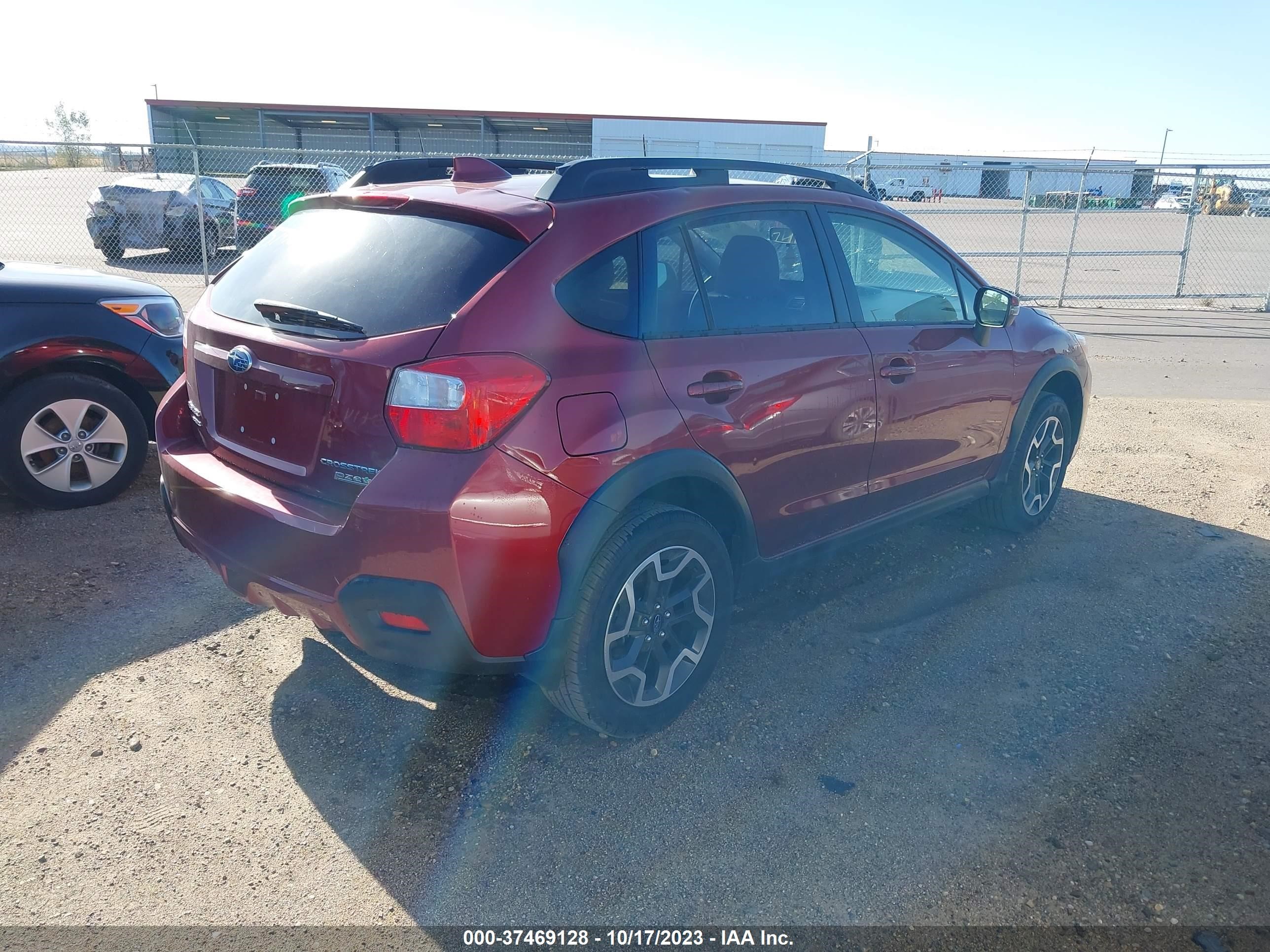 Photo 3 VIN: JF2GPALC5HH240021 - SUBARU CROSSTREK 