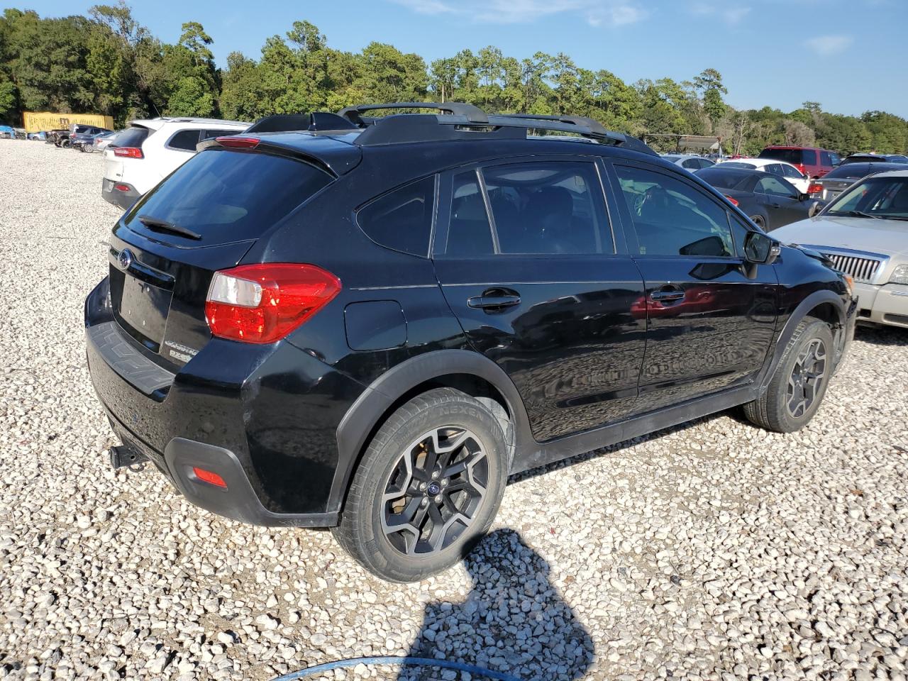 Photo 2 VIN: JF2GPALC7HH244717 - SUBARU CROSSTREK 