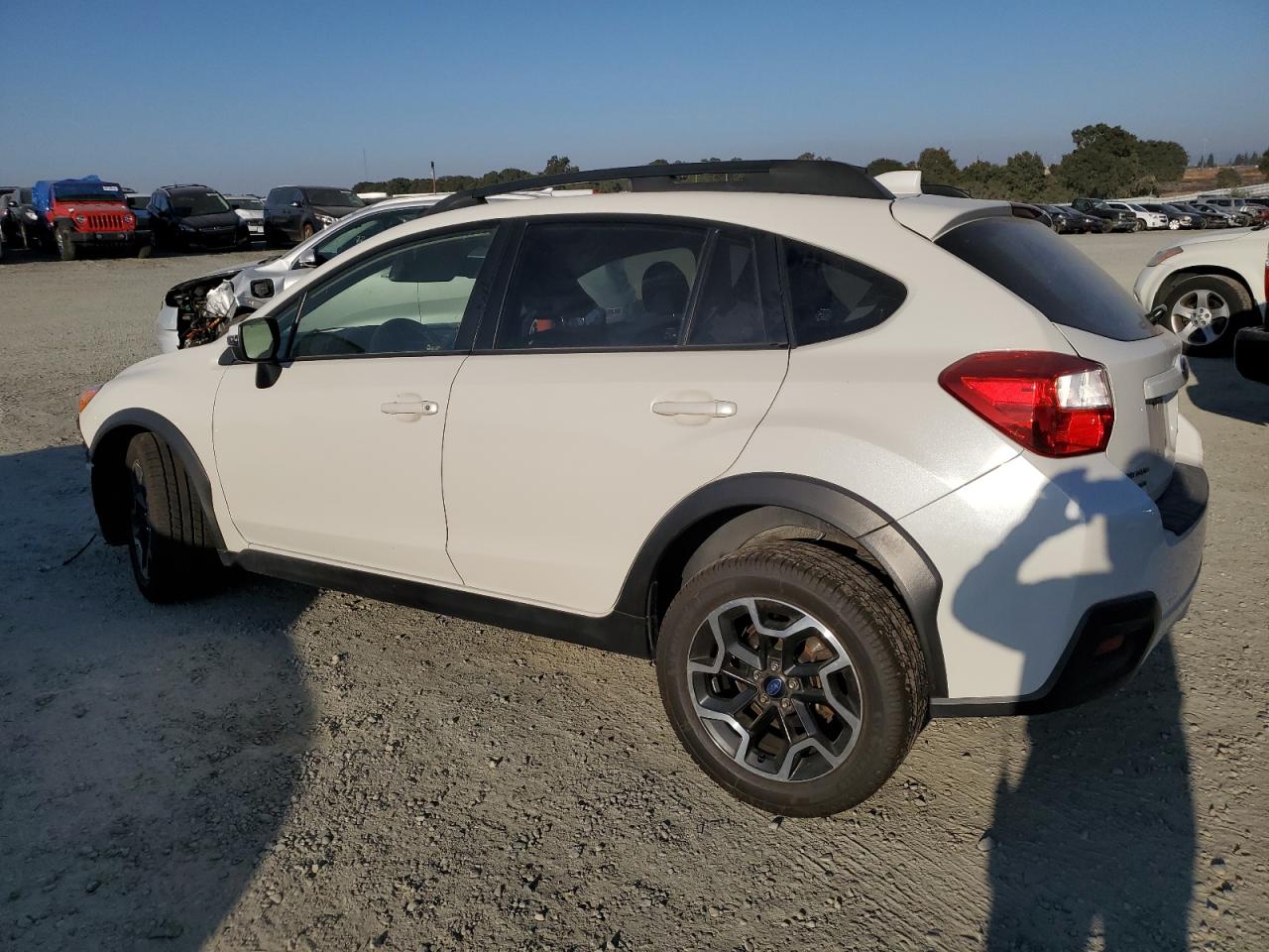 Photo 1 VIN: JF2GPALC9G8254633 - SUBARU CROSSTREK 